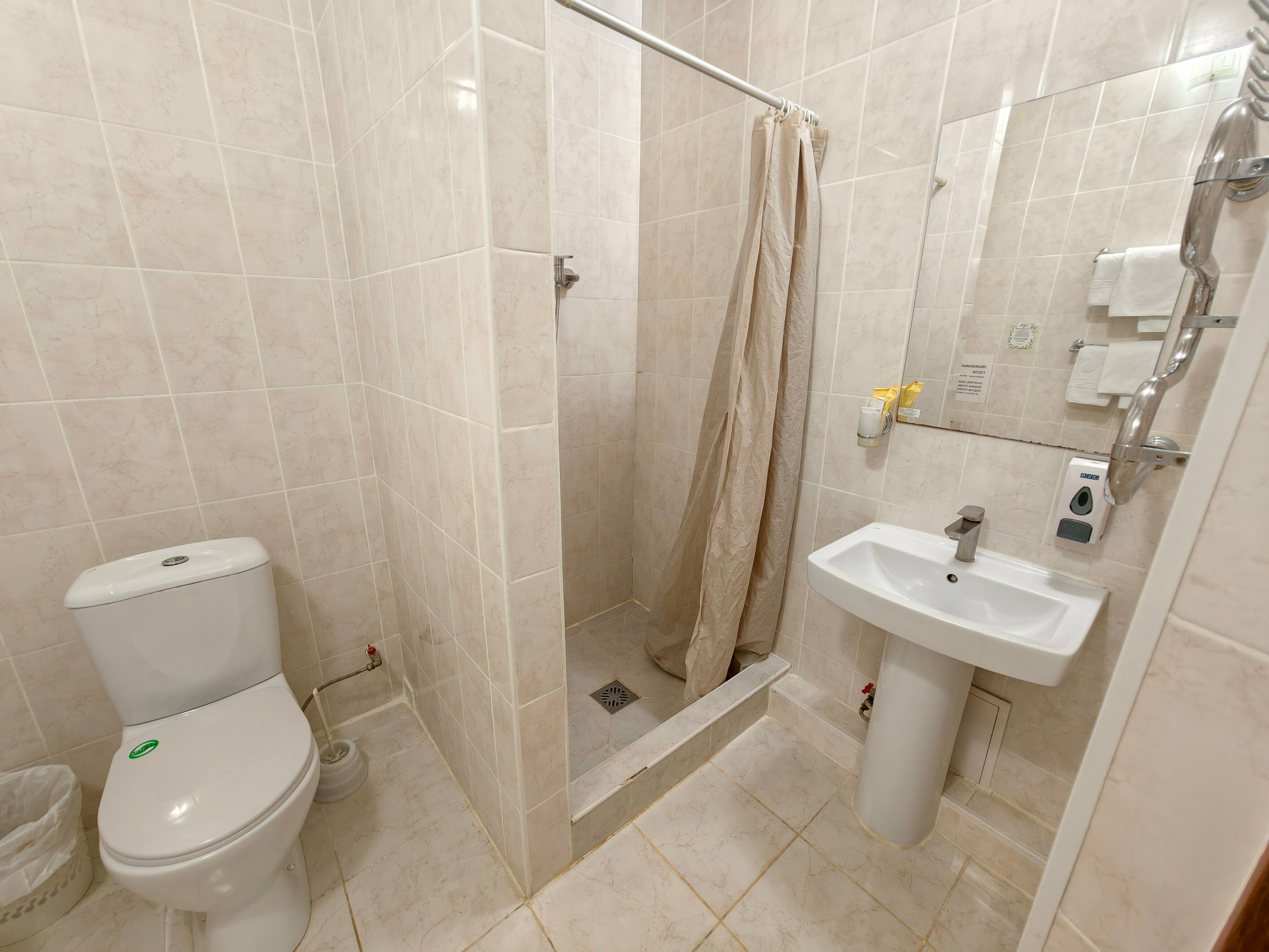 Стандартный двухместный номер с двумя кроватями