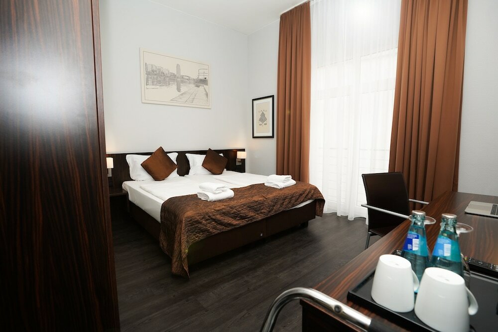 Business Twin Room