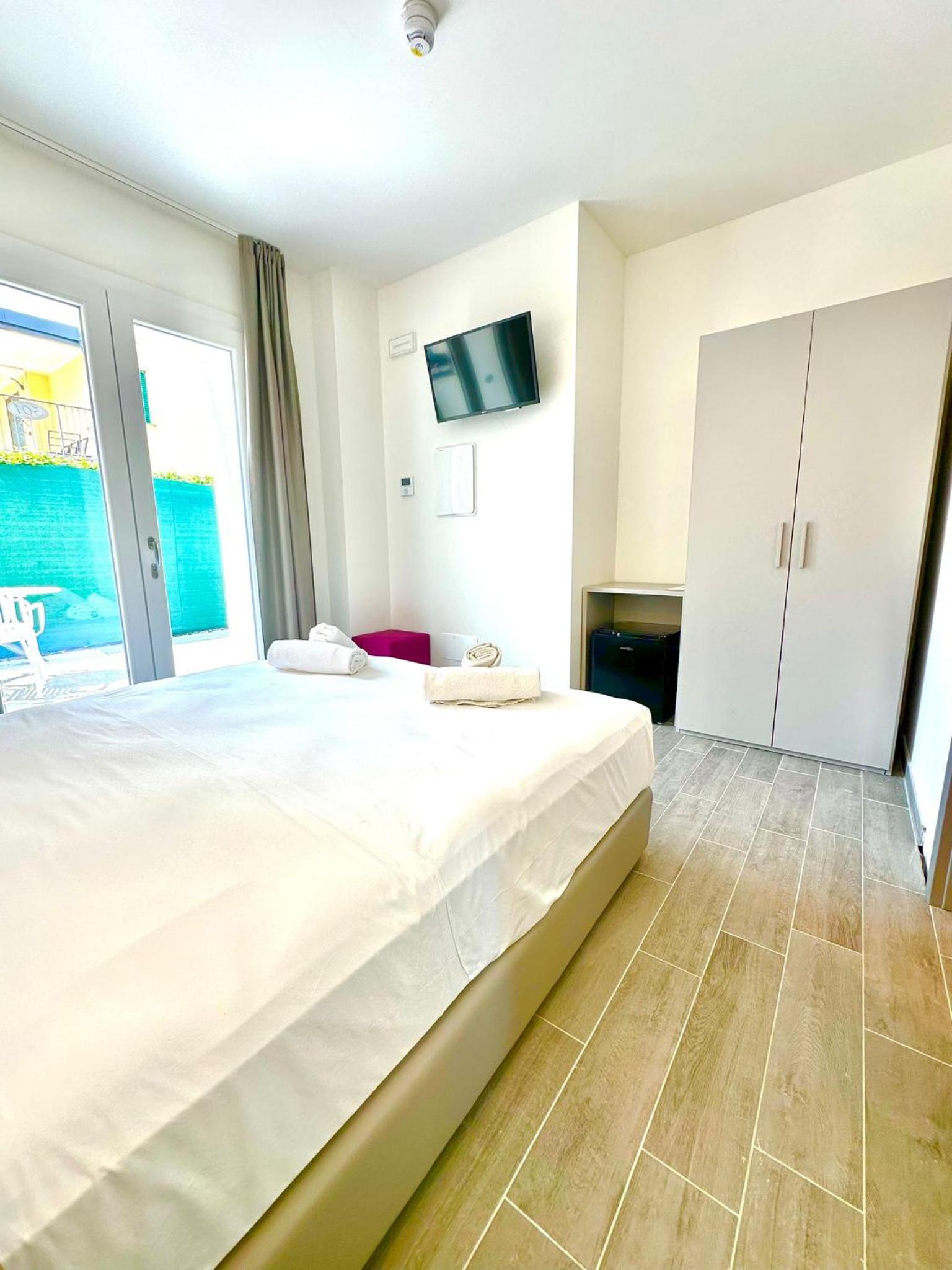 Superior Double Room- Annex