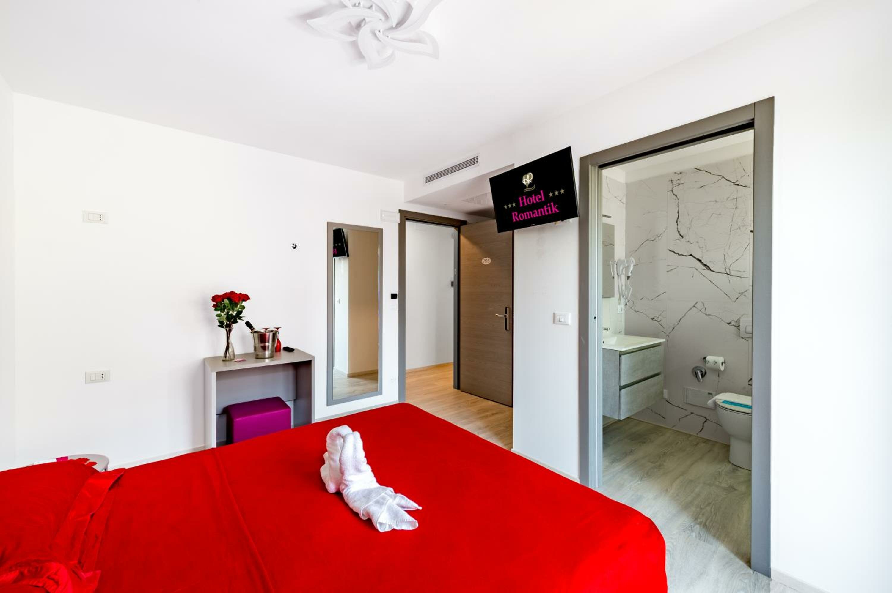 Superior Double Room- Annex