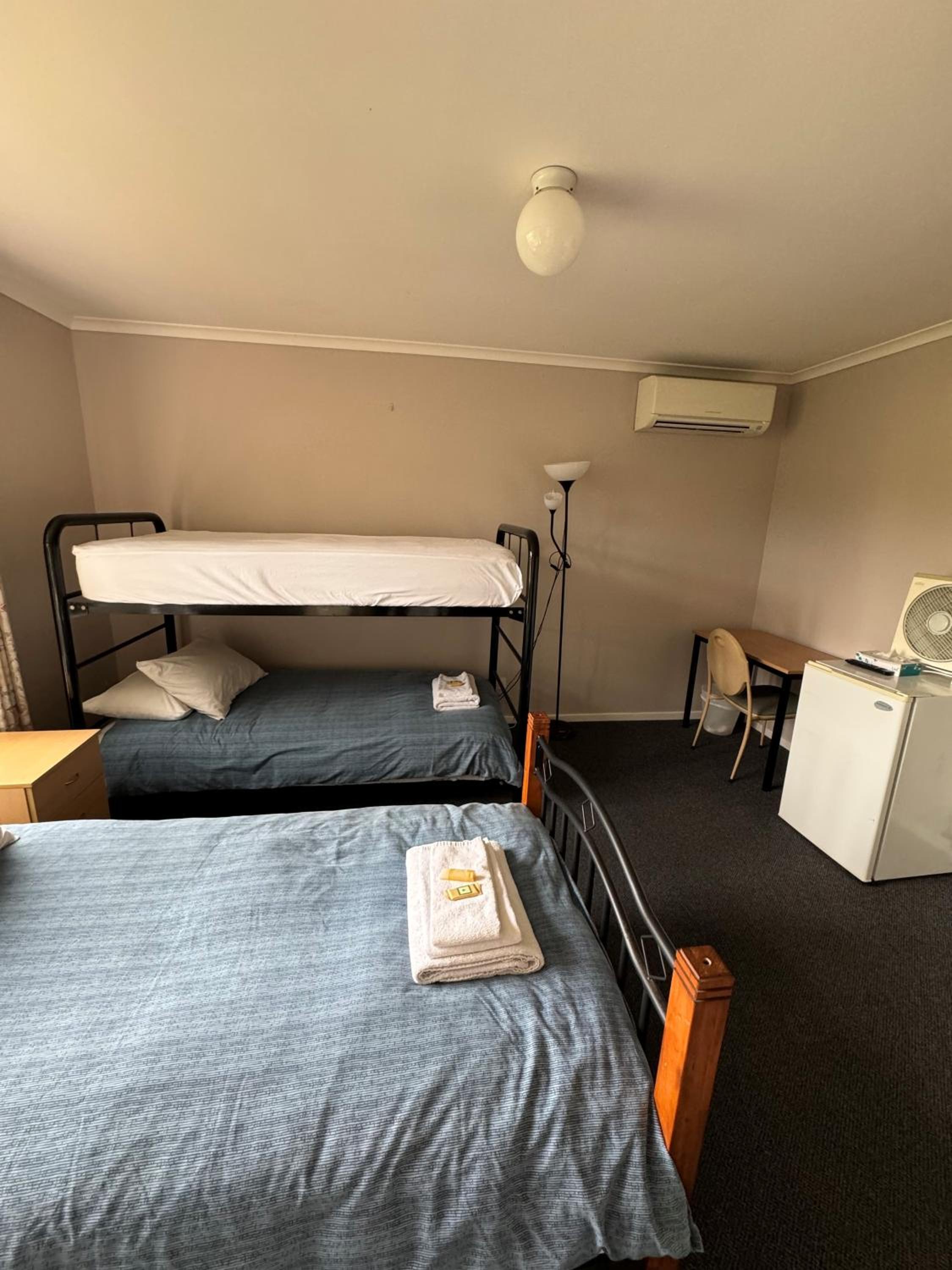 Budget Room with Shared Bathroom