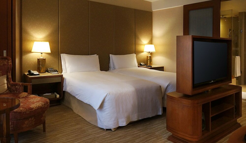 Studio Suite Twin