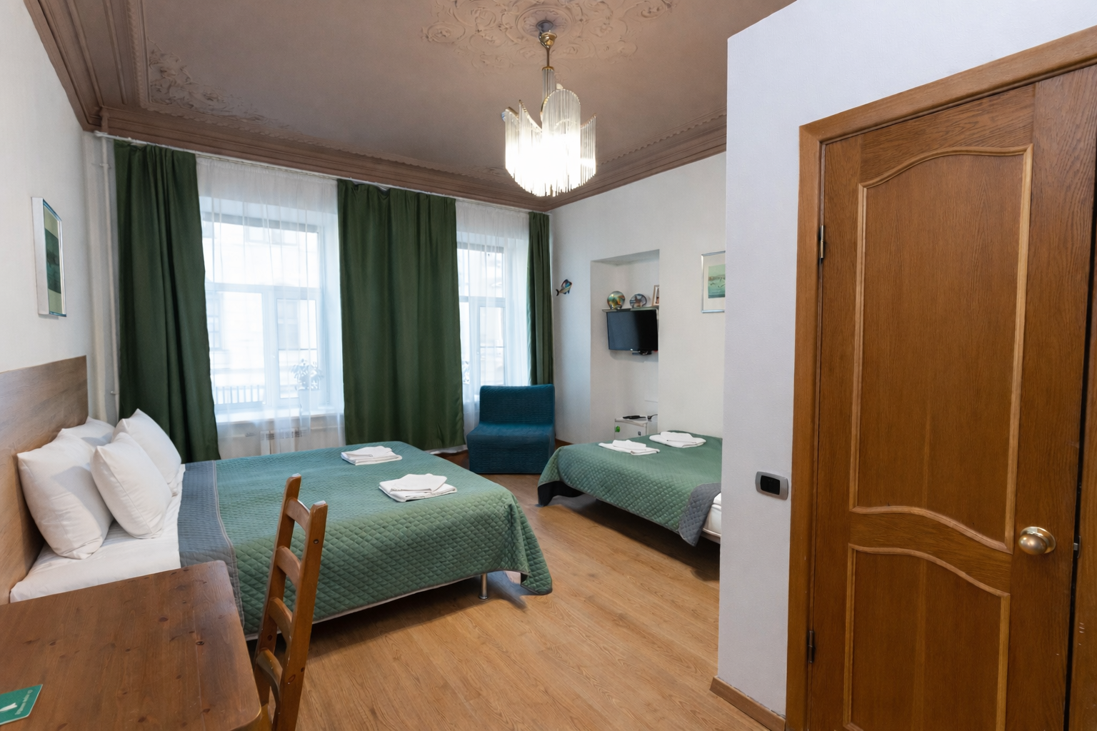 Улучшенный четырехместный номер