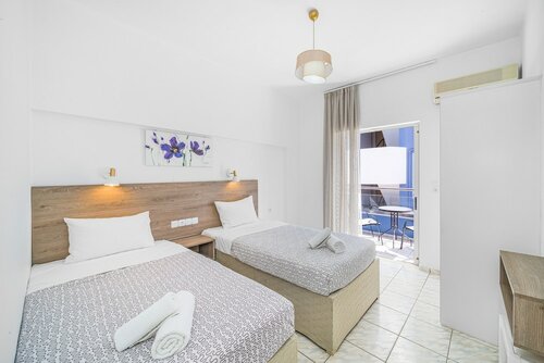 Улучшенные апартаменты, 3 односпальные кровати в Happy Days Studios