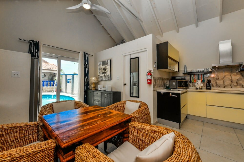 Pool Side Villa Little 1 with Gallery