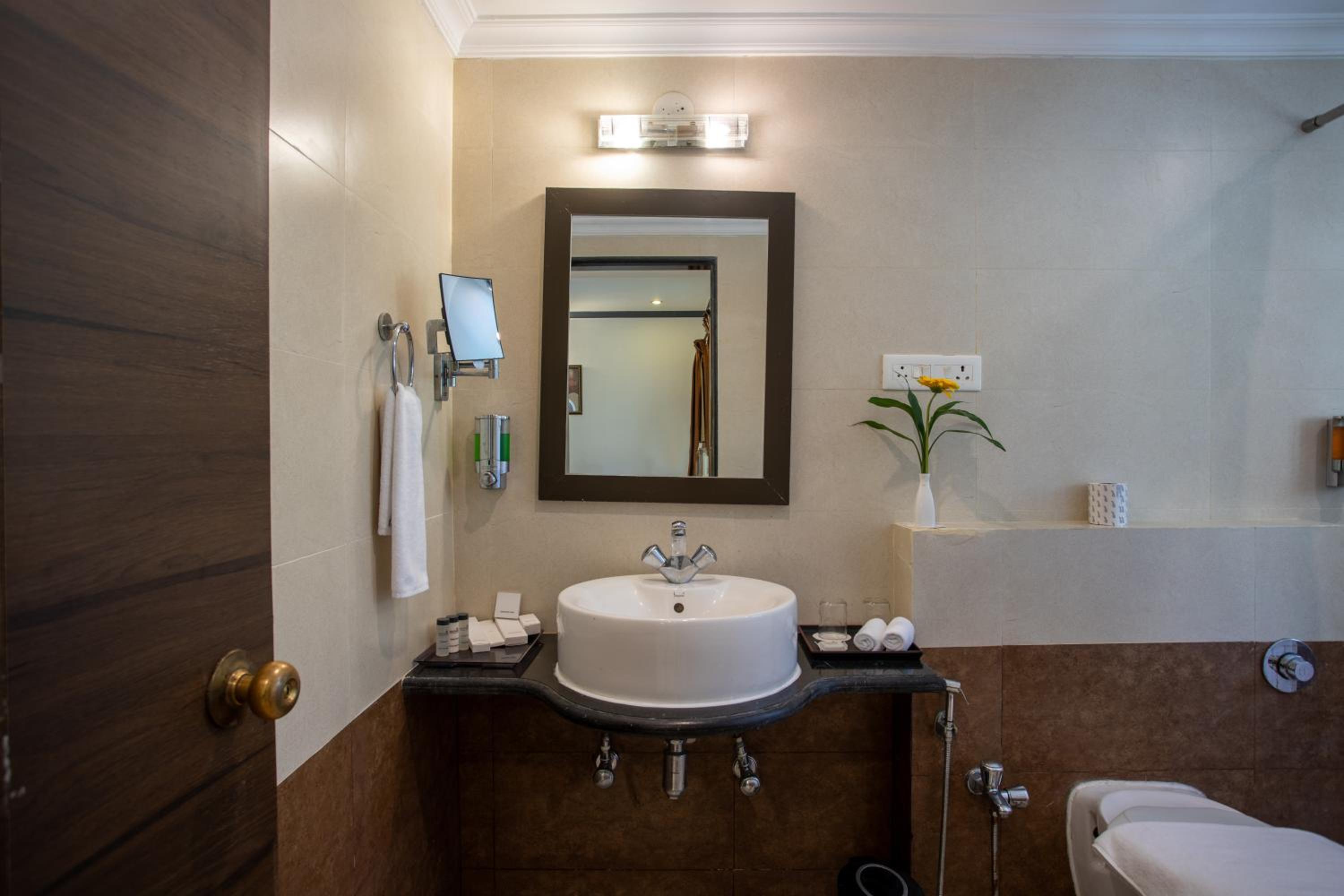 Pool View Luxury Room