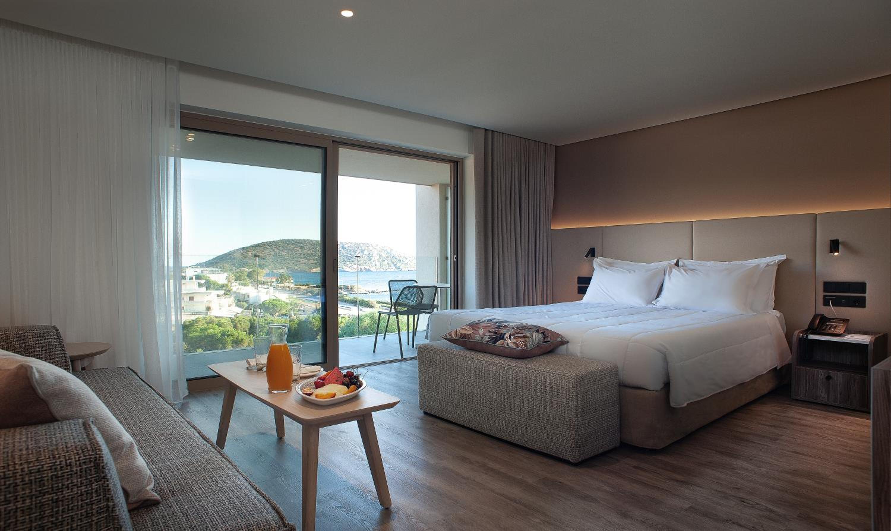  Superior Deluxe Sea View 