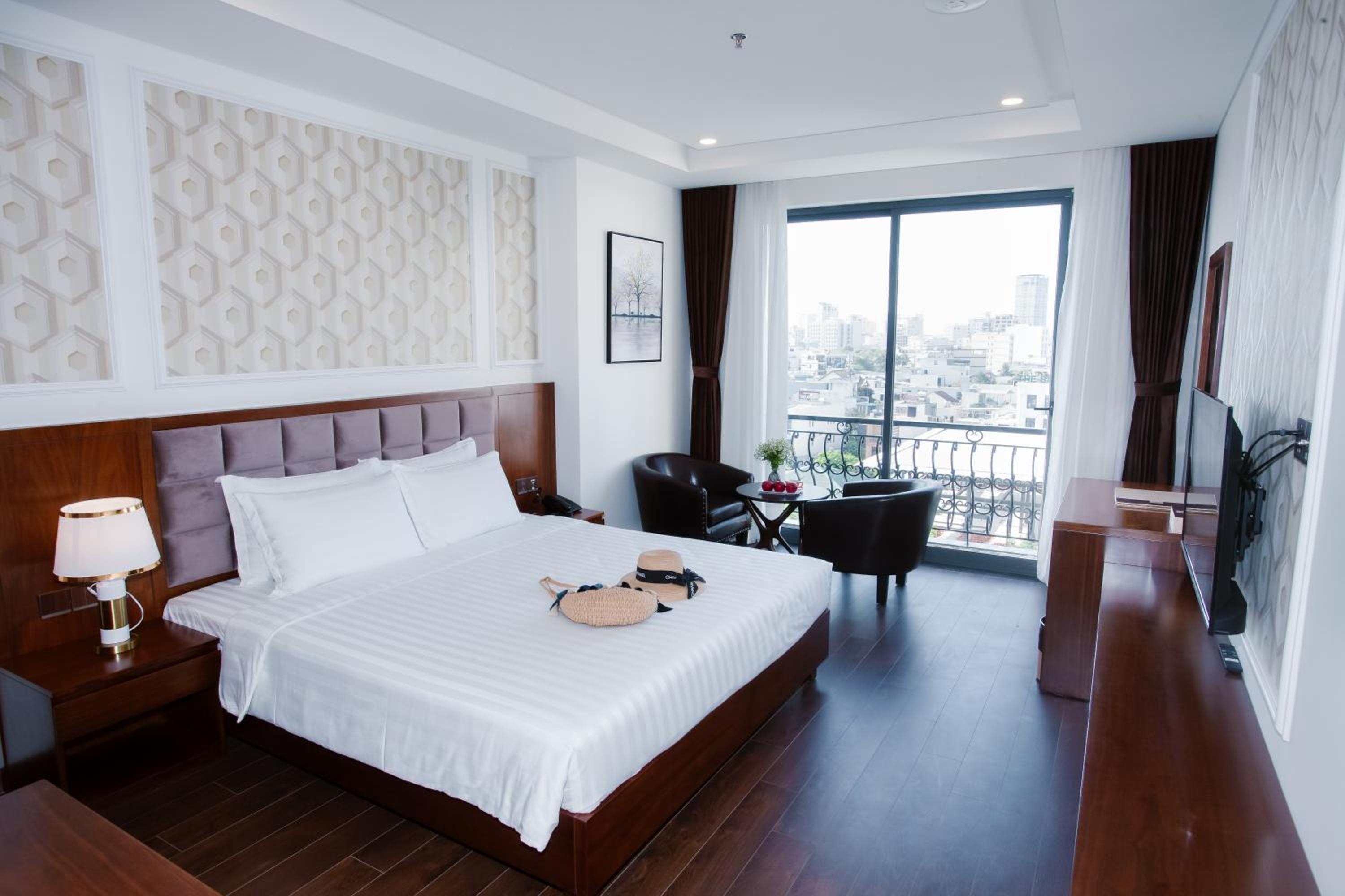 Twin Room with Balcony