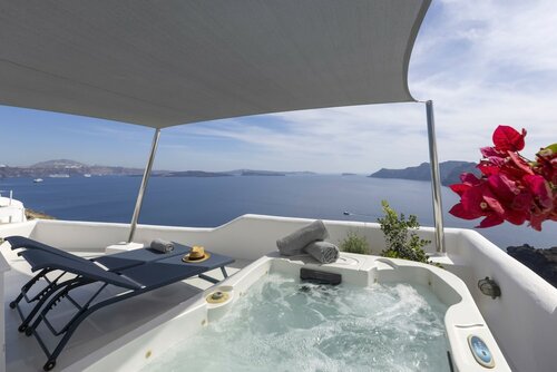 Полулюкс в Bluedome Cavehouses Santorini