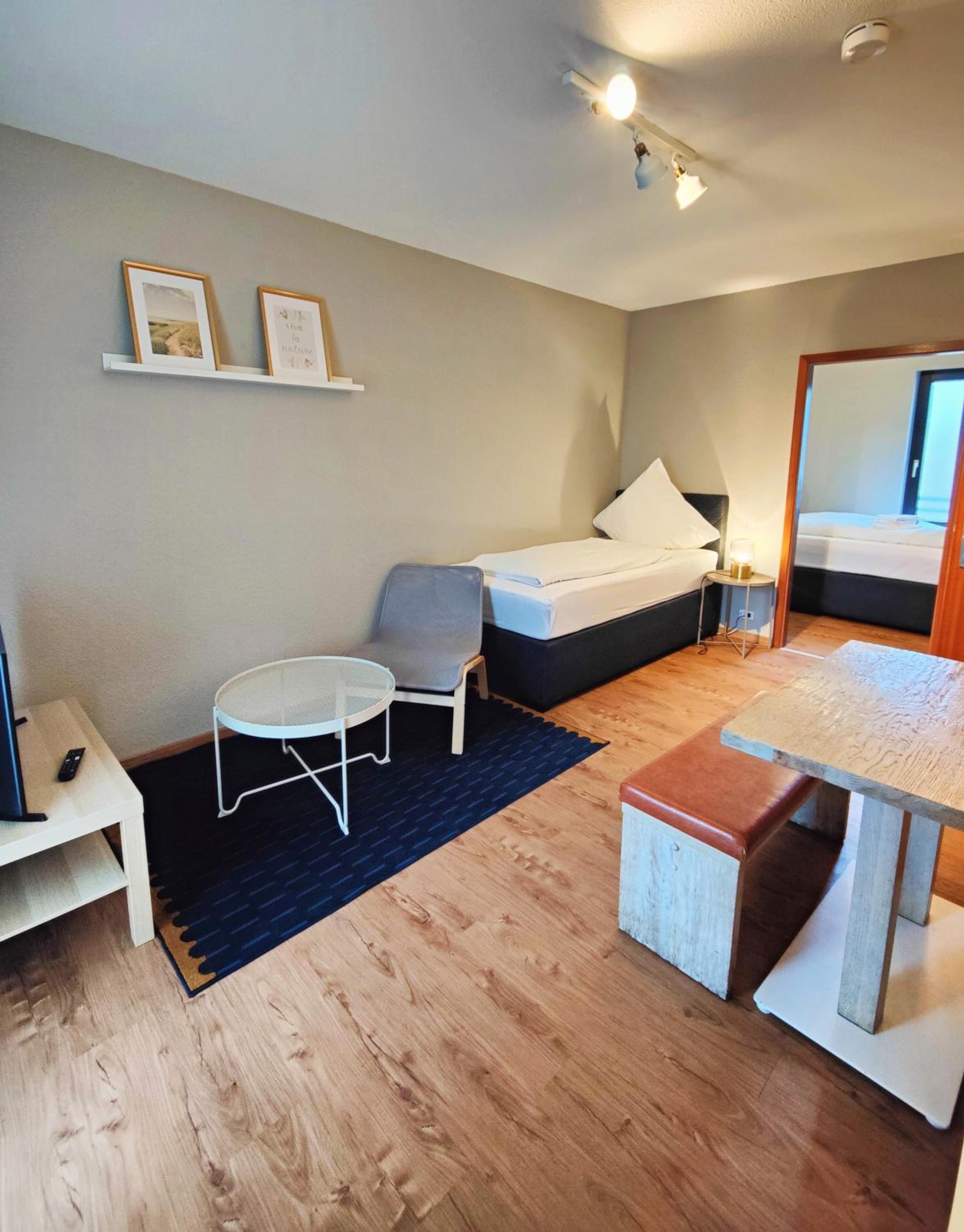 One-Bedroom Apartment - Non-Smoking