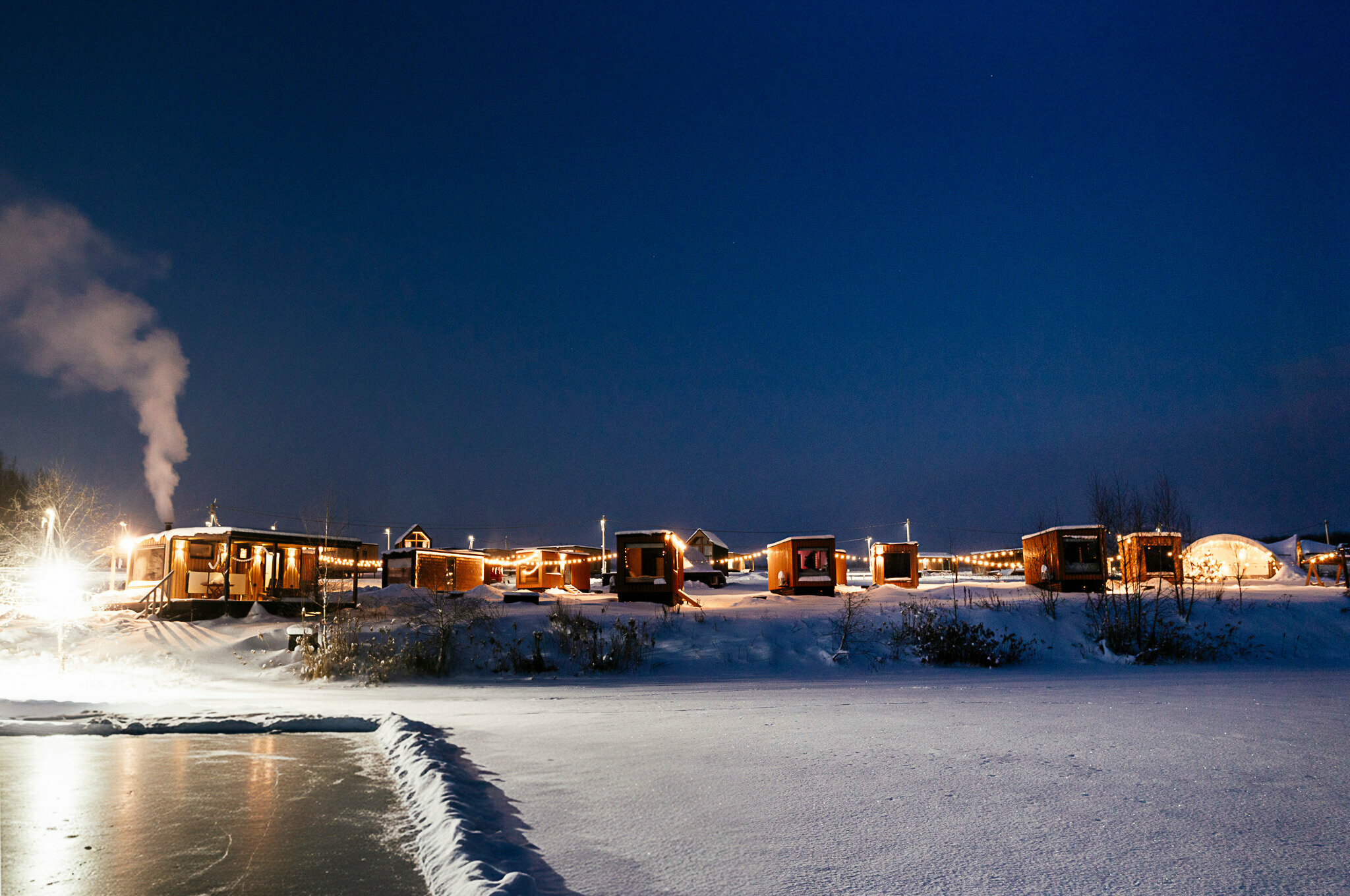 Семейный мини Lodge 2+1 с мансардным окном и панорамным видом на реку (2)