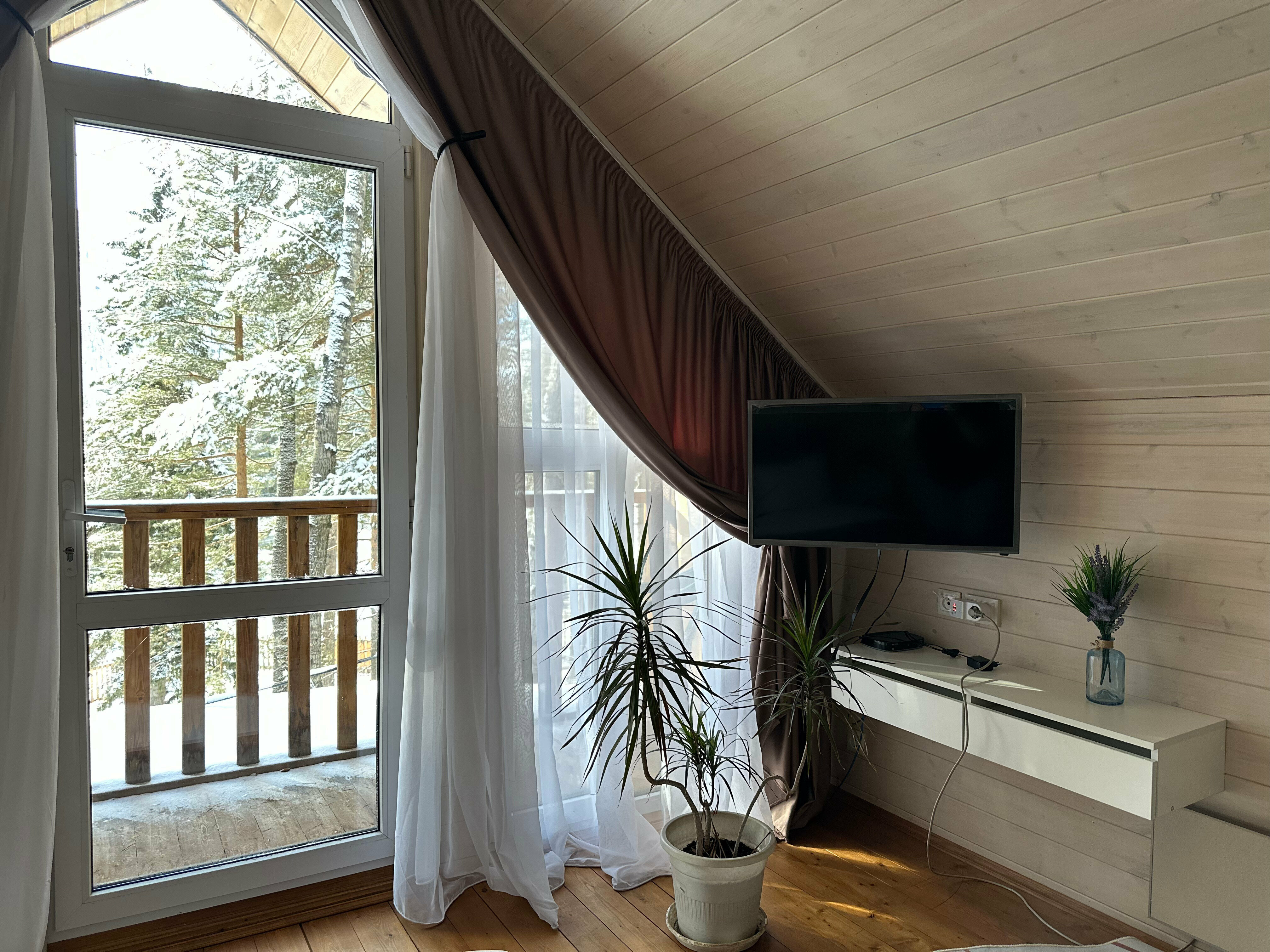 Коттедж с видом на горы