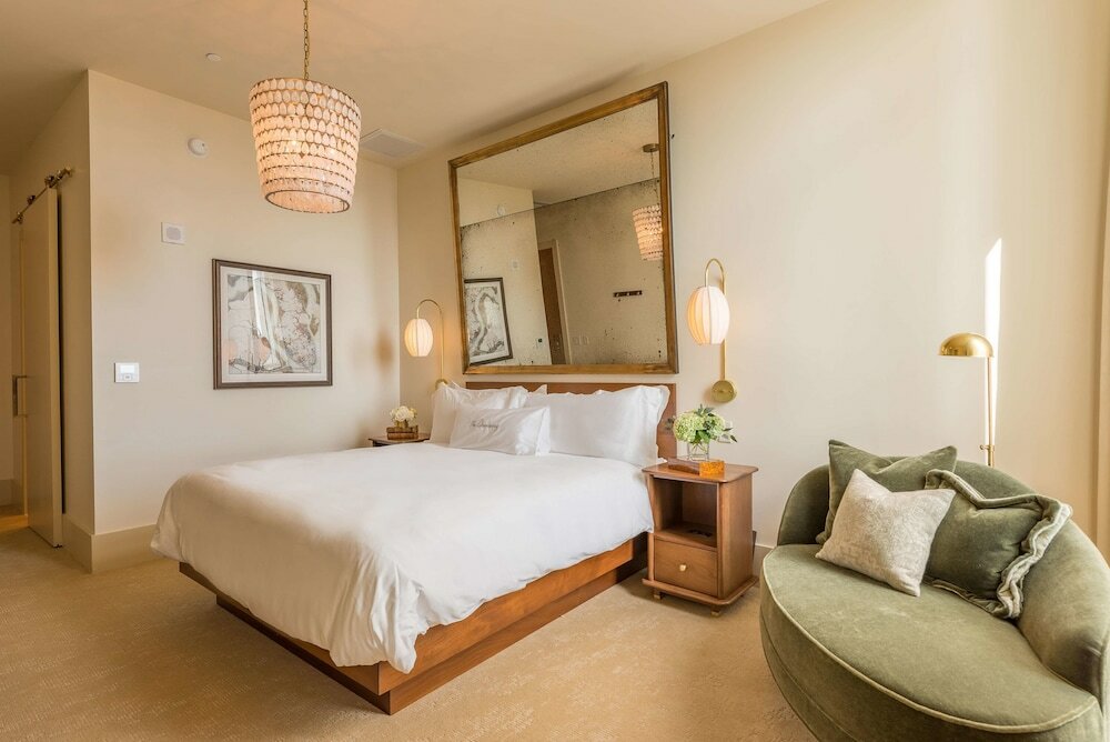 Signature Room, 1 King Bed (ADA)