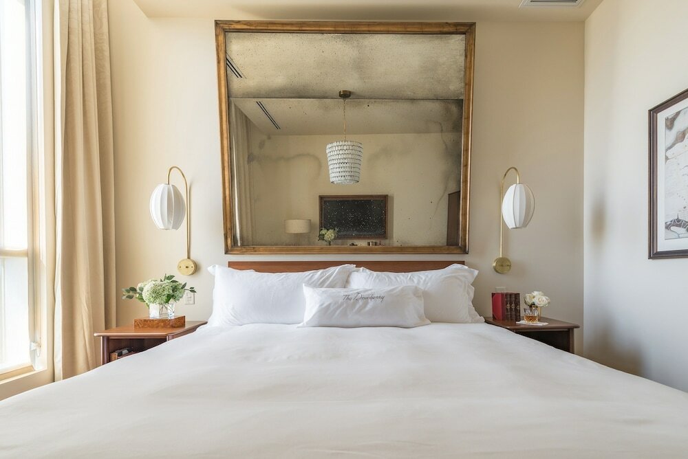 Signature Room, 1 King Bed (ADA)