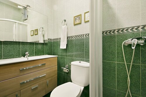 Двухместный номер с 1 или 2 кроватями, общая ванная комната в Hostal Mesones