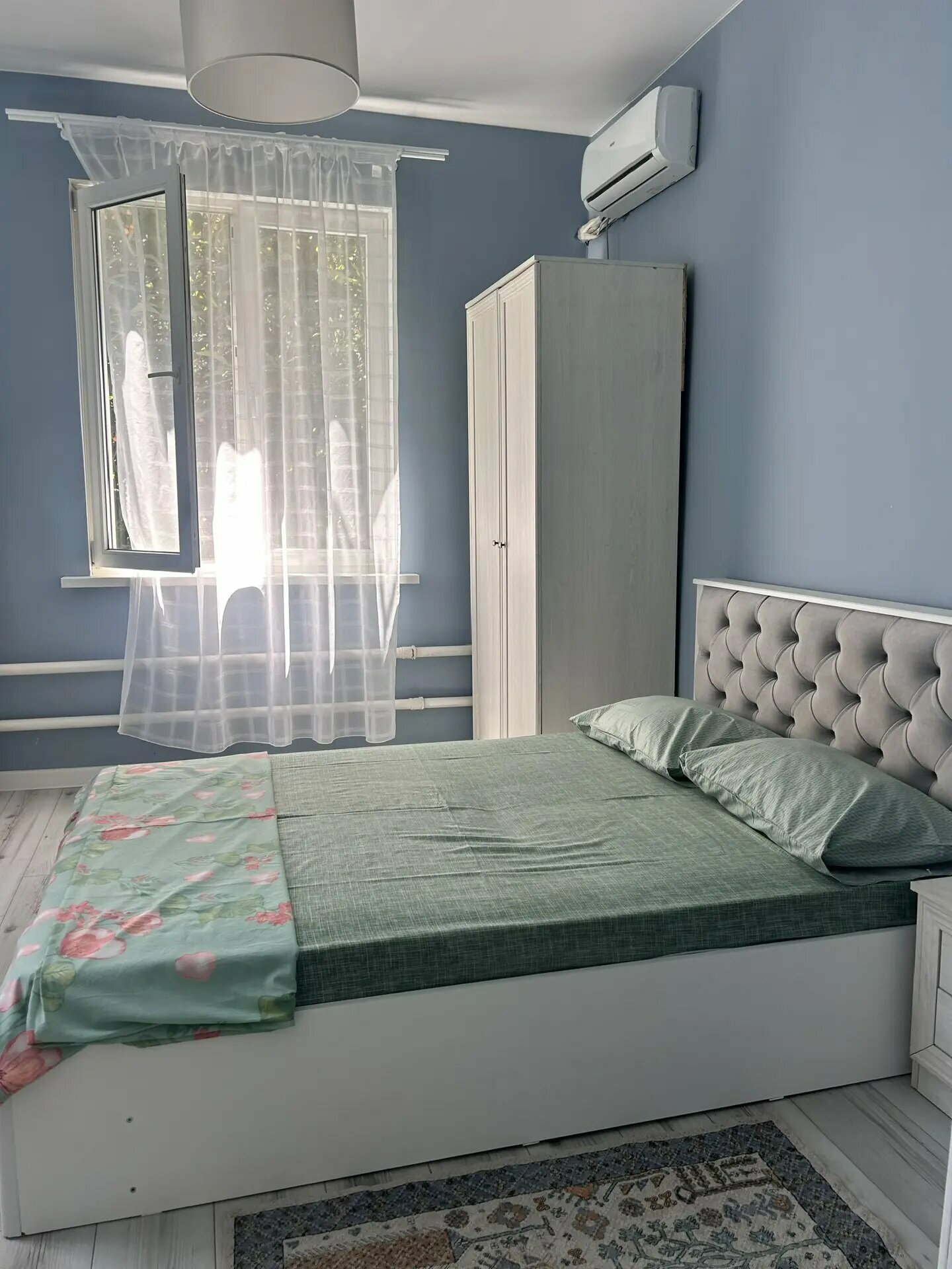 Cемейный номер с собственной ванной комнатой