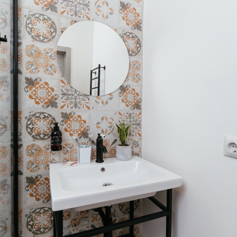 Новгородская 22 - 42а