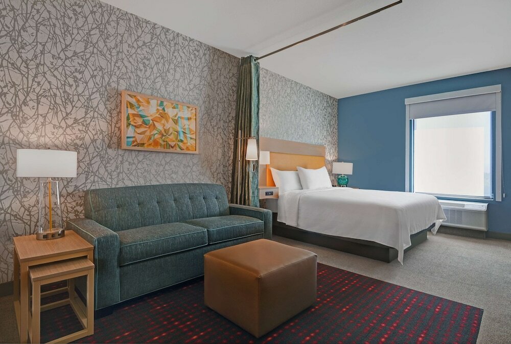 Studio, 1 King Bed, Accessible (Hearing)
