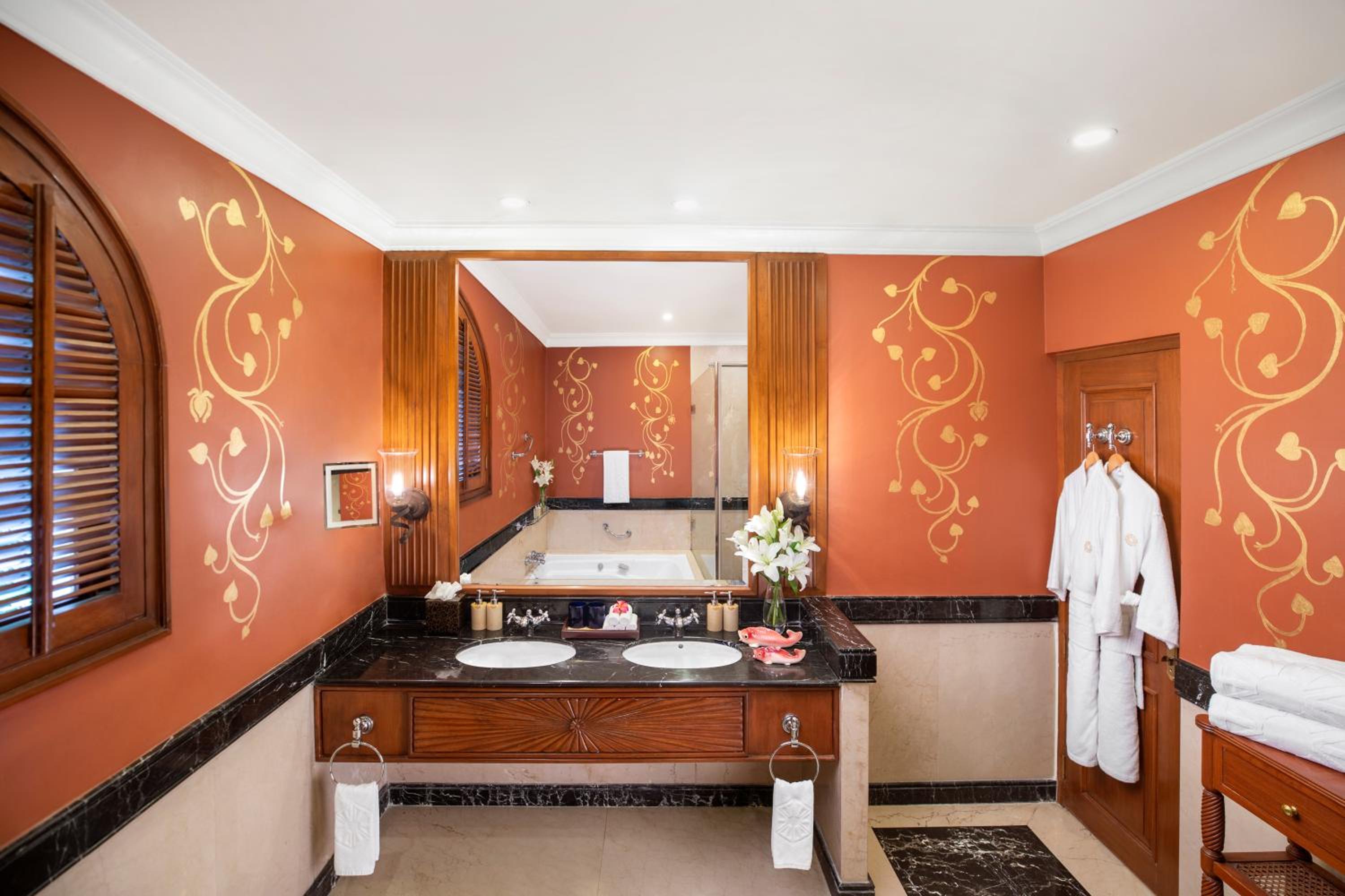 Presidential Villa with Plunge Pool