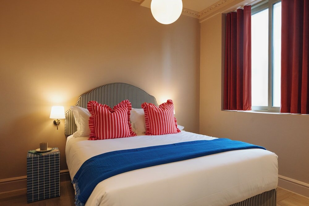 Standard Suite, City View