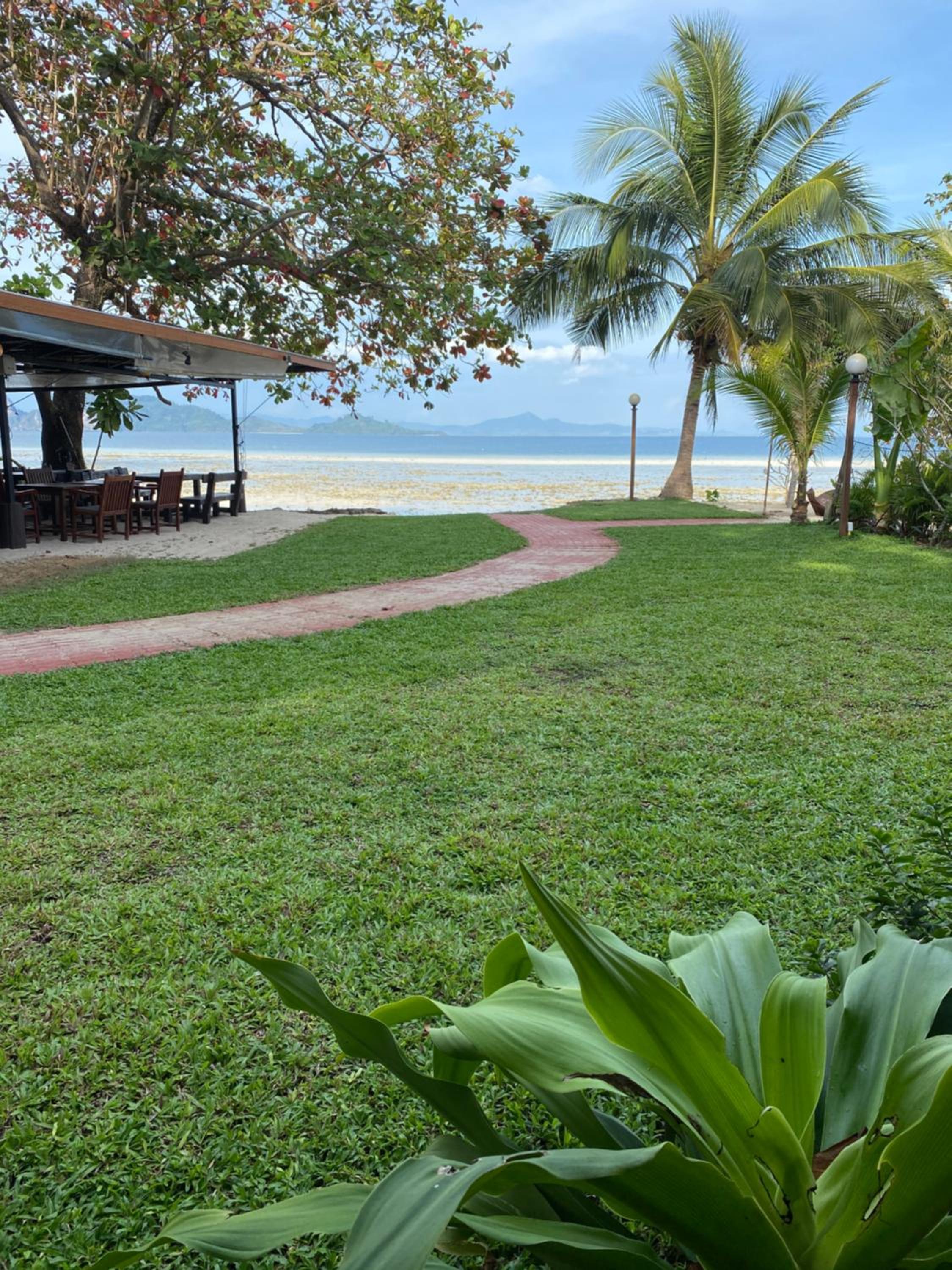 Beachfront Standard Suite