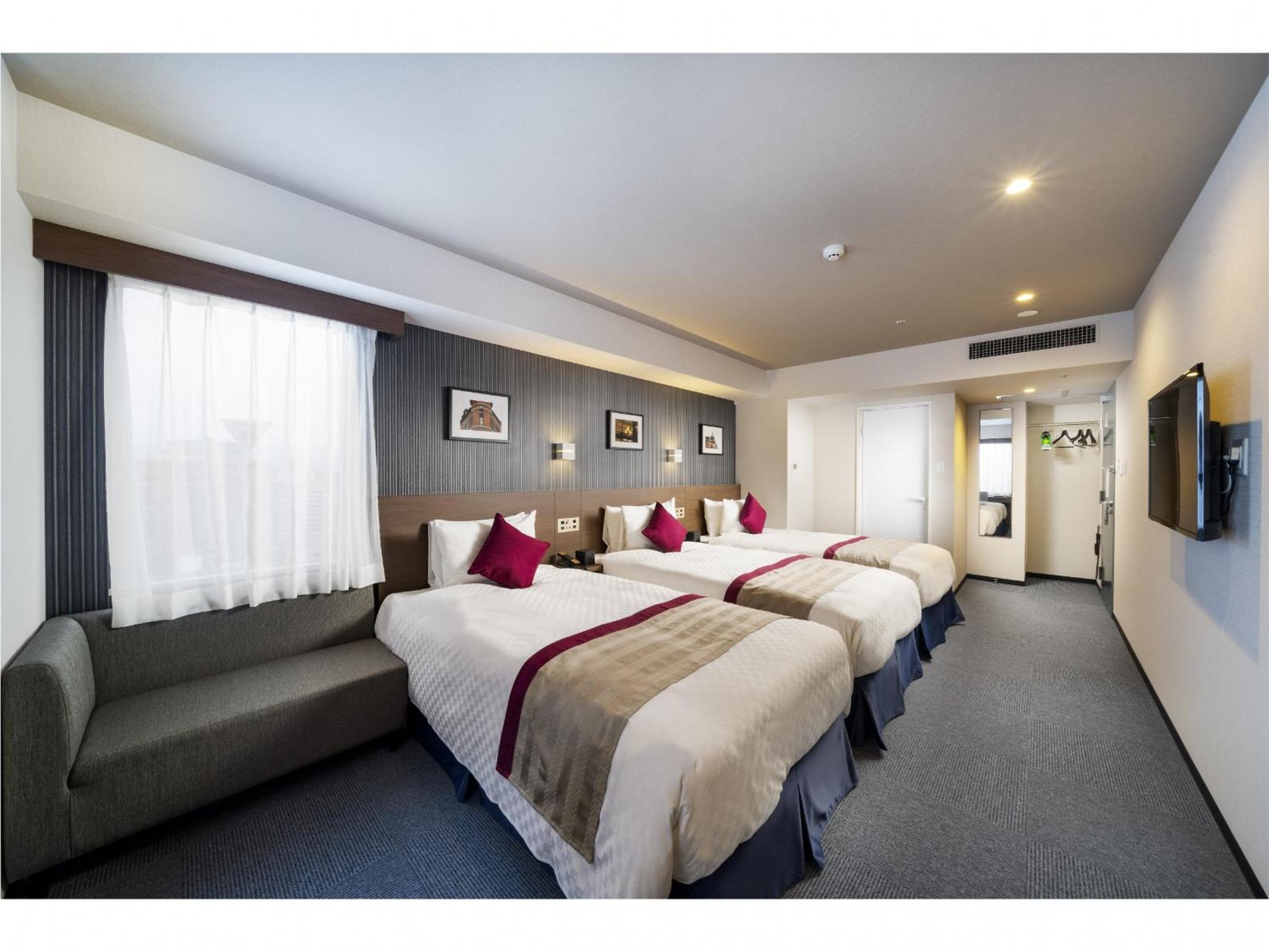 Triple Room with Three Single Beds