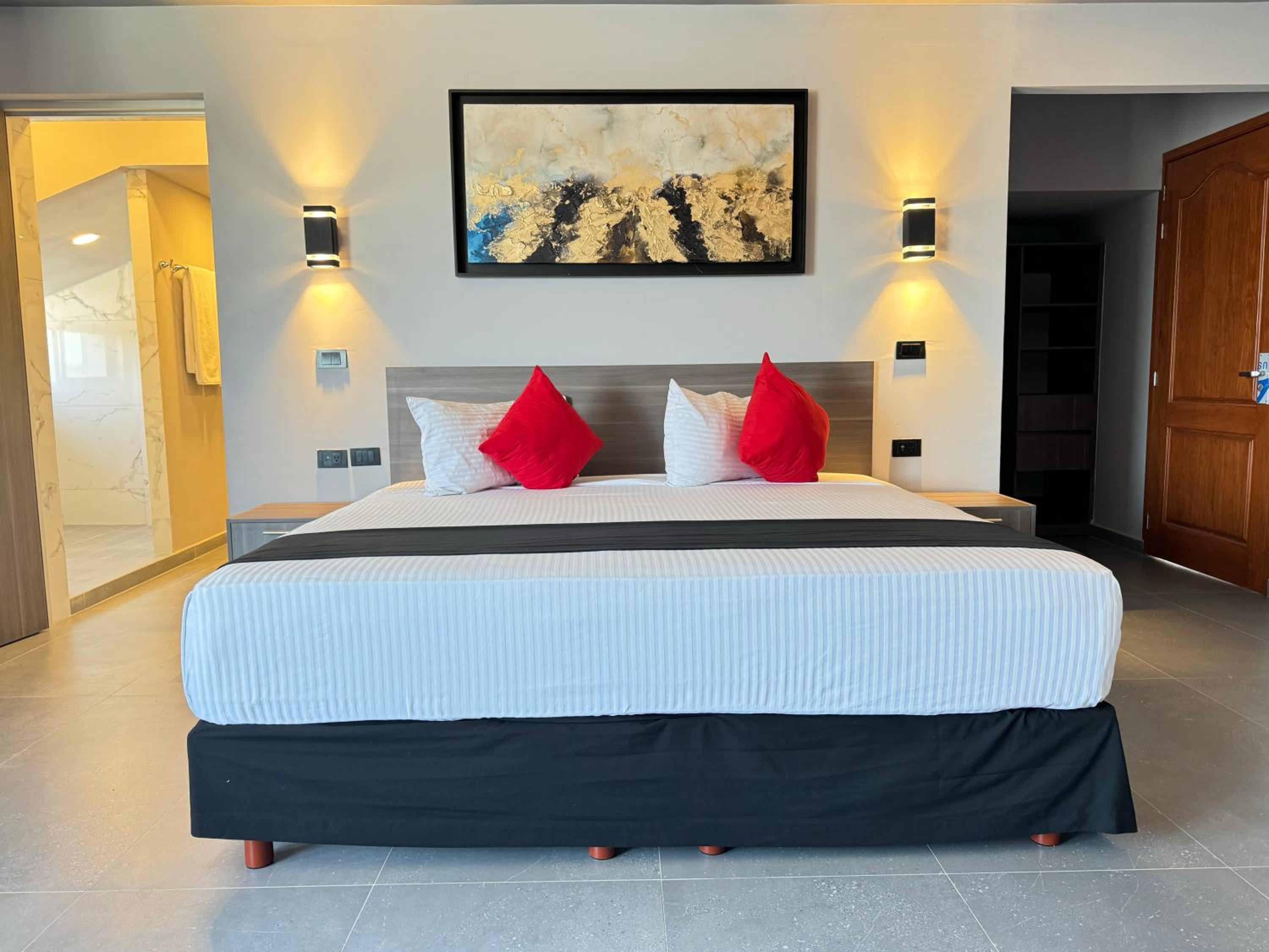 Suite with Mountain View