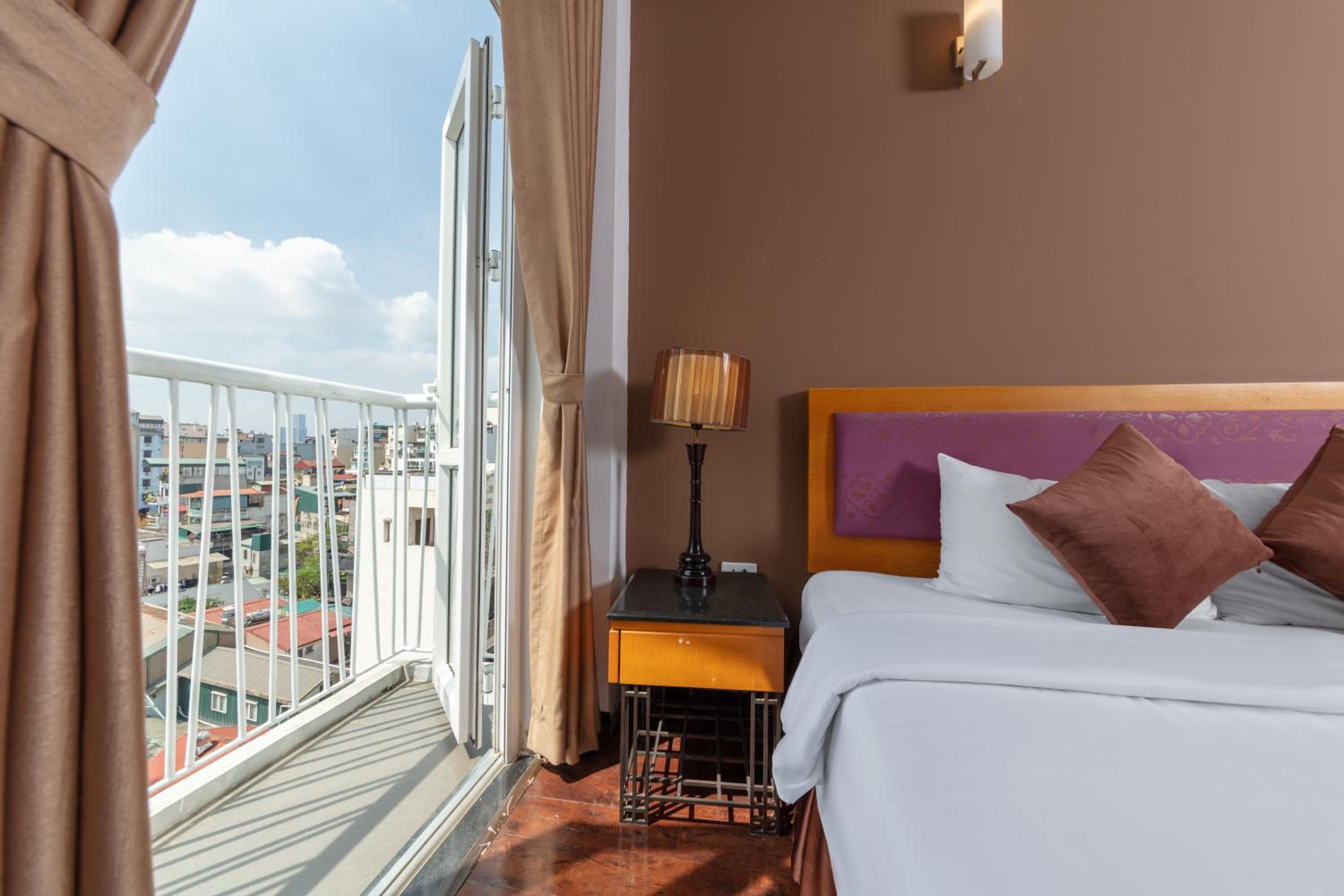 Junior Suite with Balcony