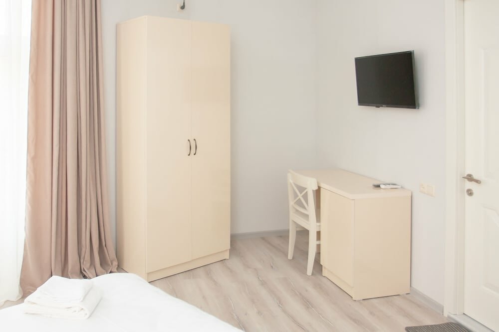 Deluxe Double Room, 1 King Bed, Balcony