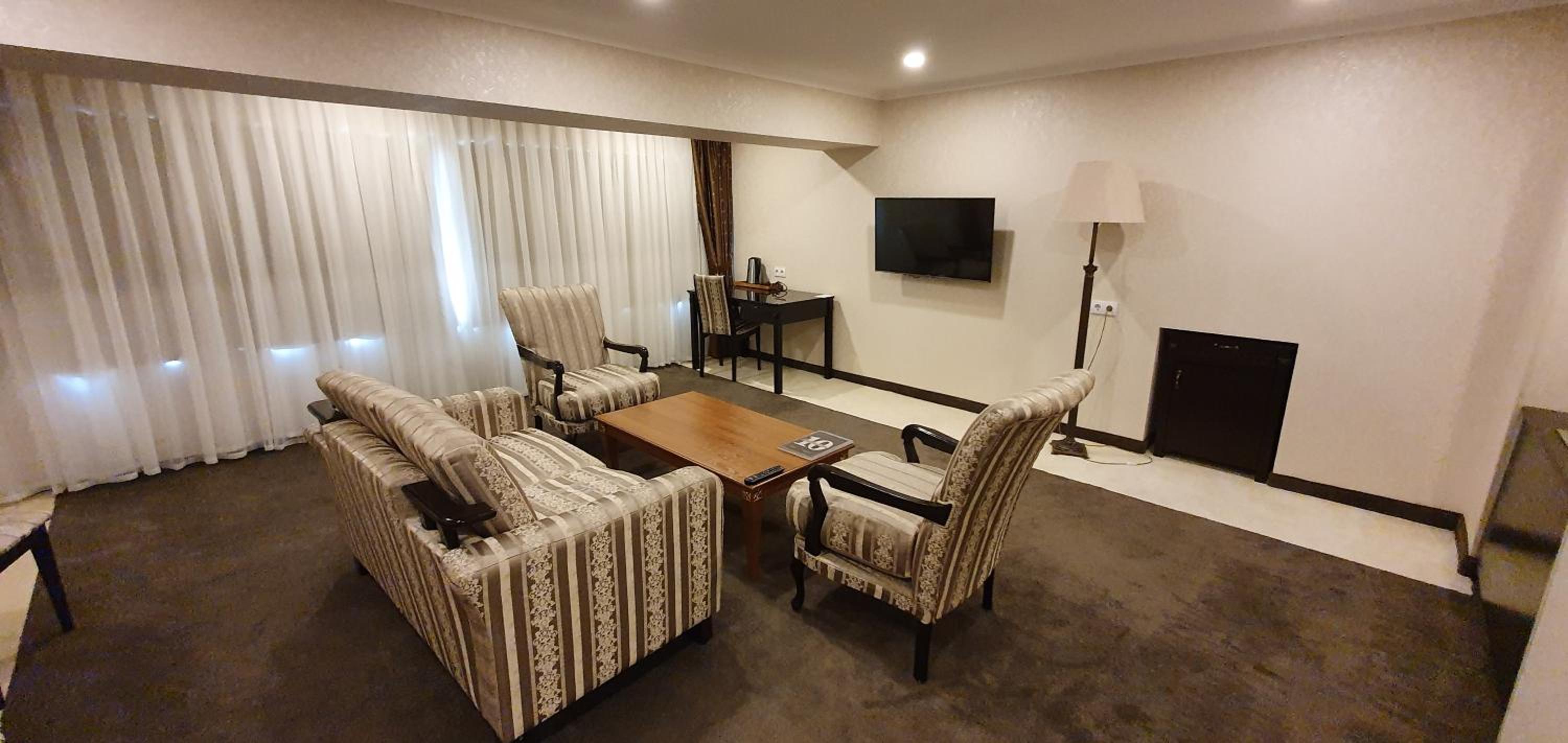 Junior Suite