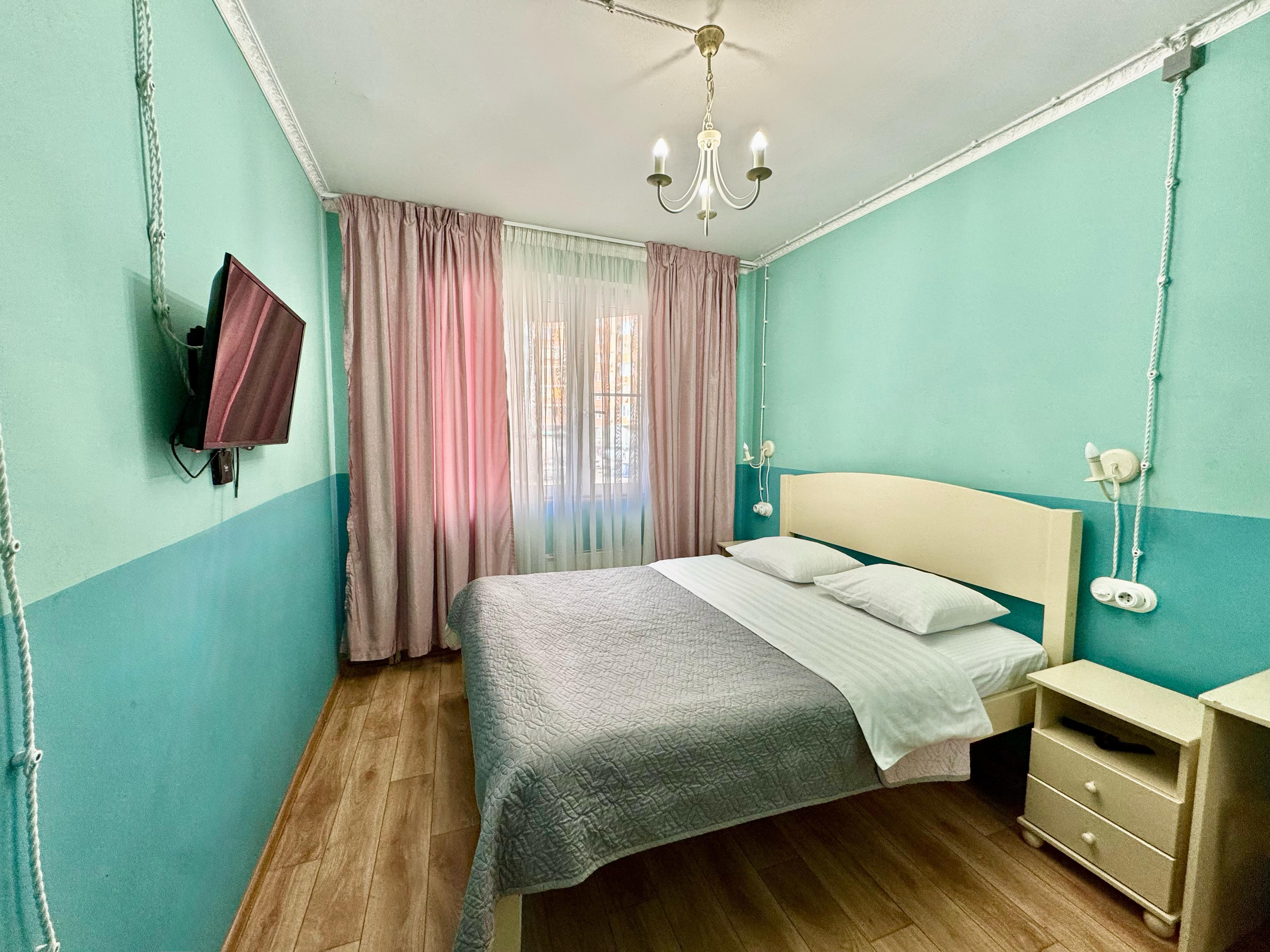 Большой двухместный номер с 1 кроватью