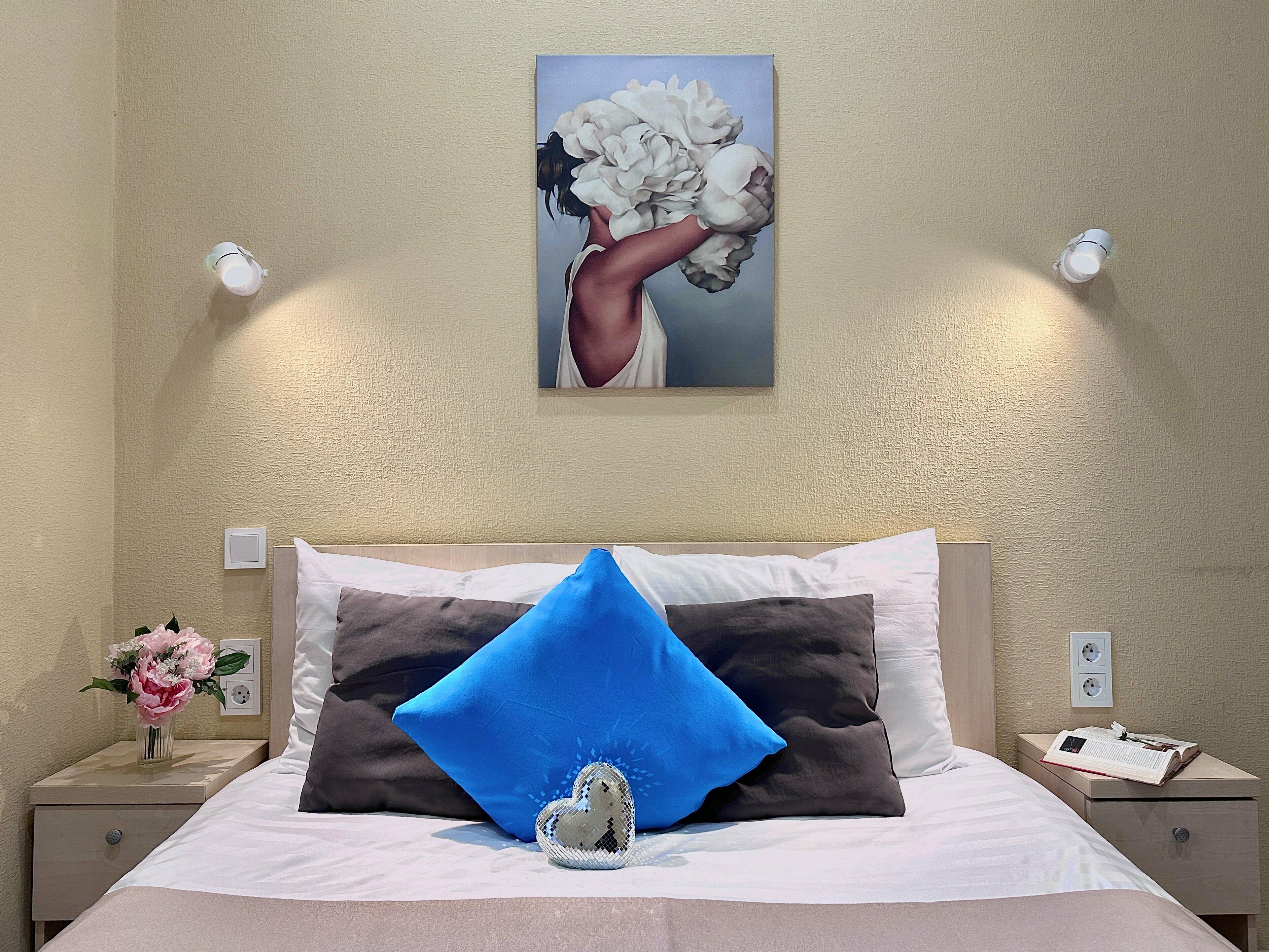 Улучшенный номер с кроватью размера «queen-size»