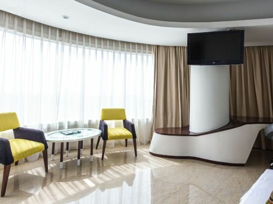 Senior Executive Room