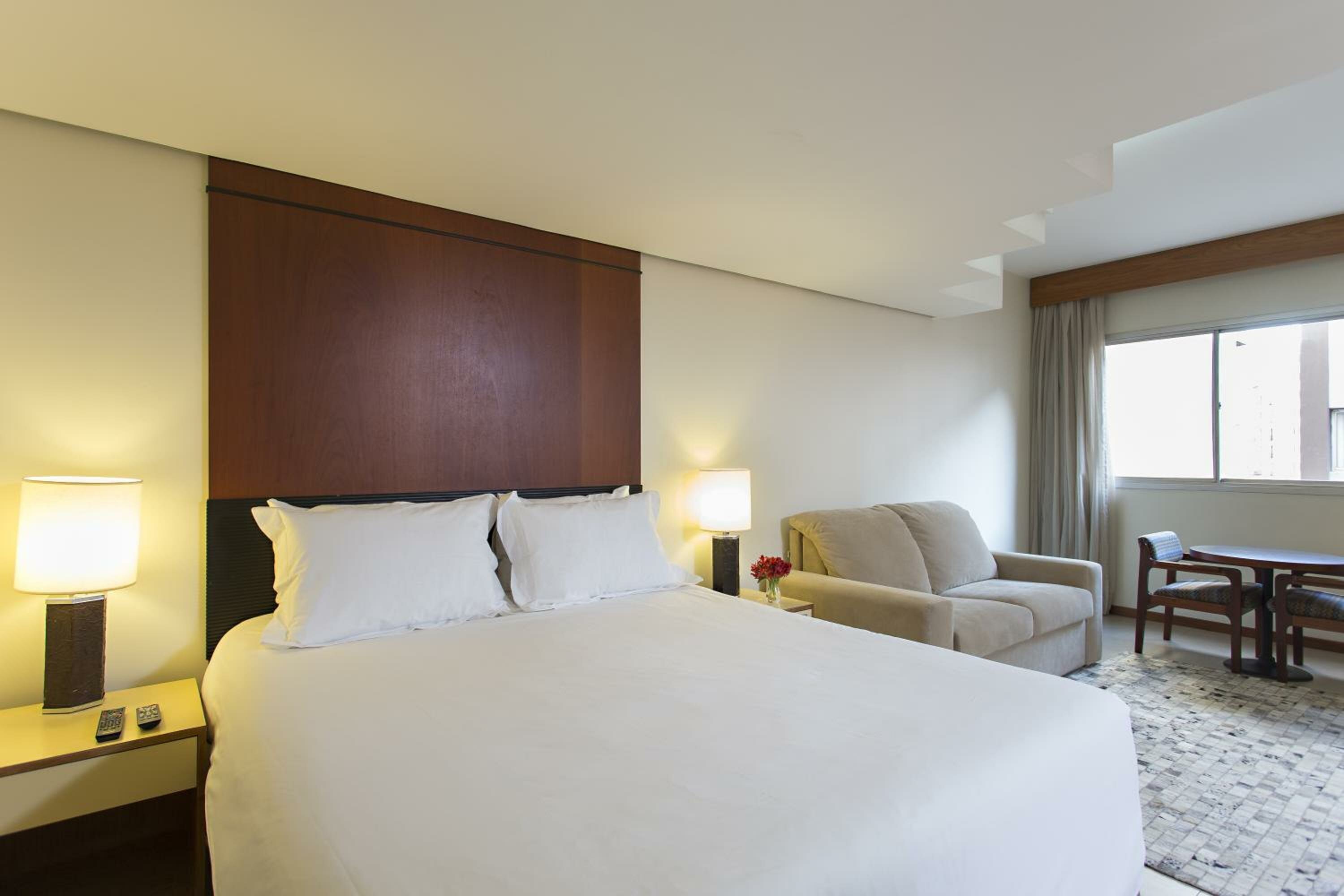 Queen Room with Spa Bath