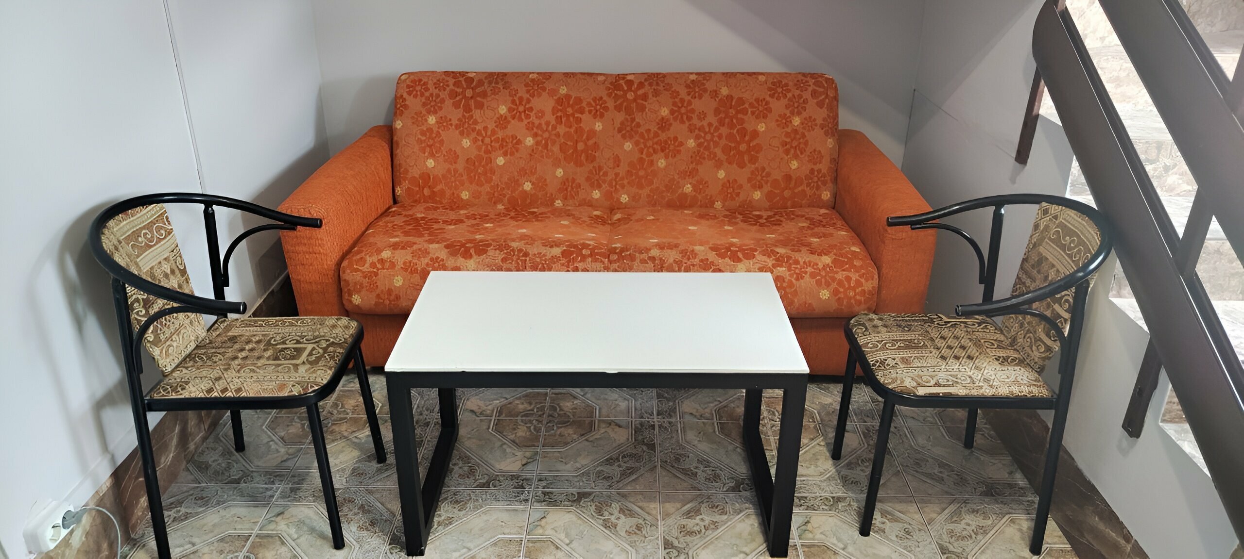 Дом с двумя спальнями сауной и кухней