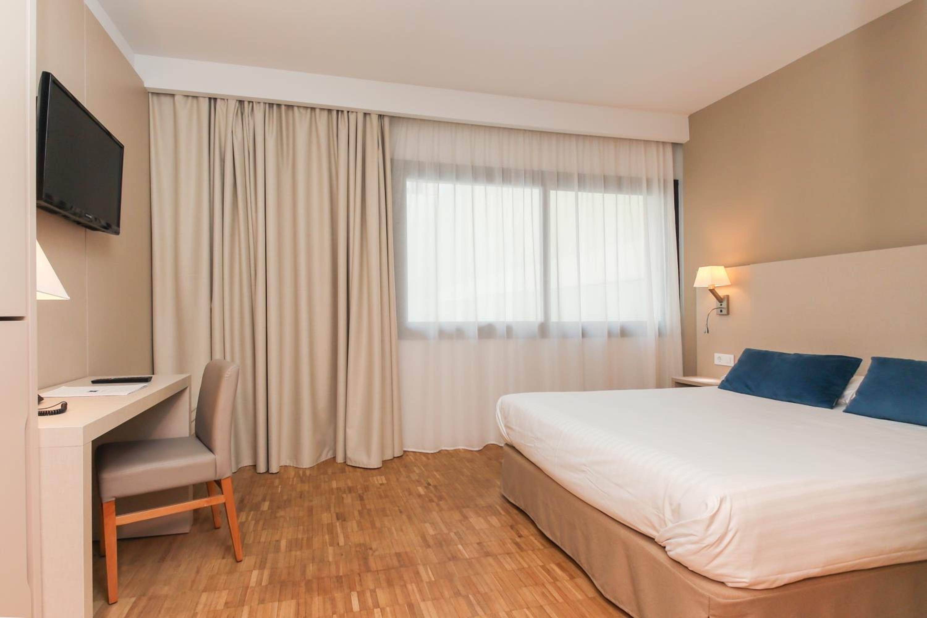 Deluxe Double or Twin Room - Ground Floor