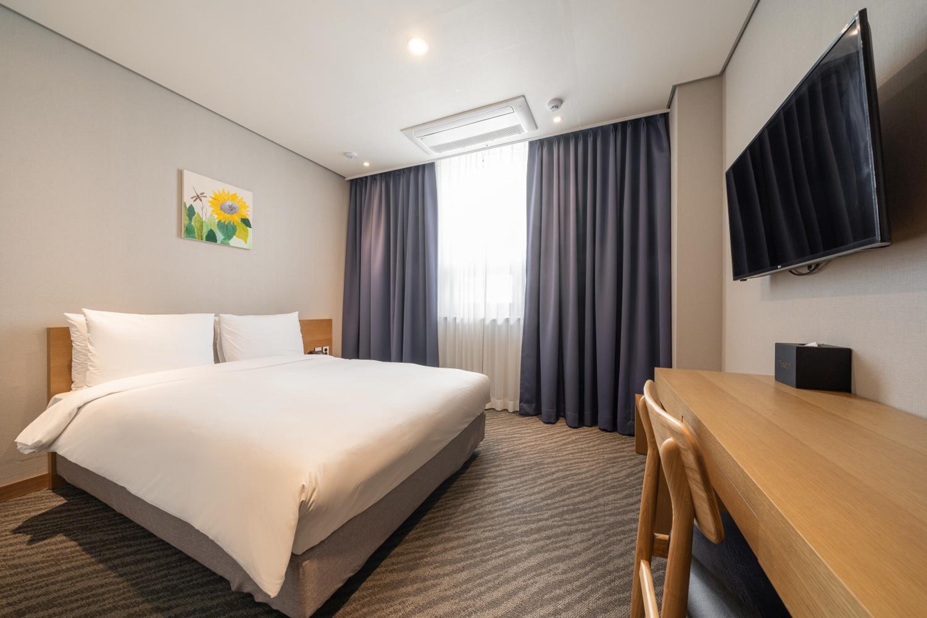 Standard Double Room with Welcome drink per person