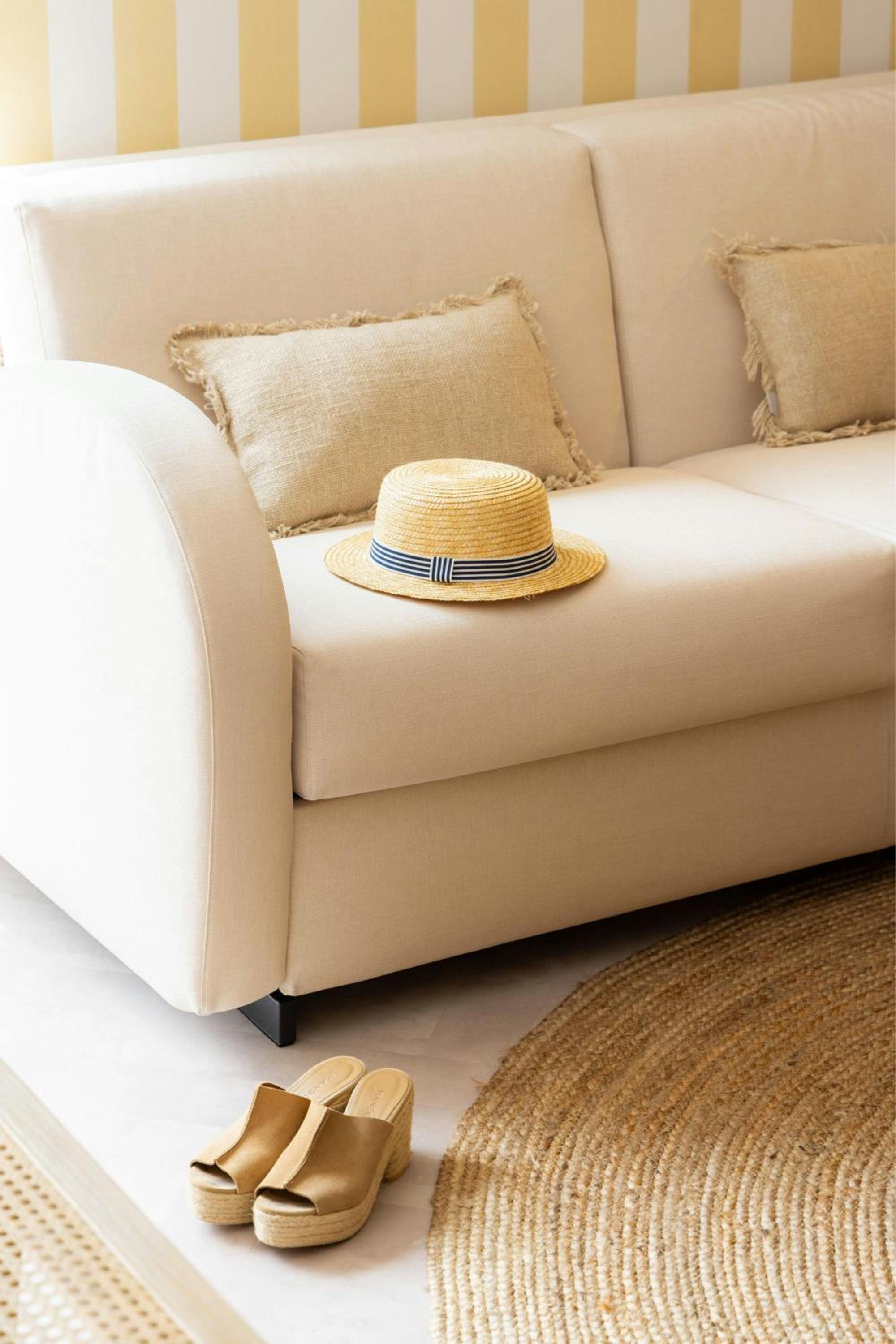 Classic Queen Room with Sofa Bed and City View