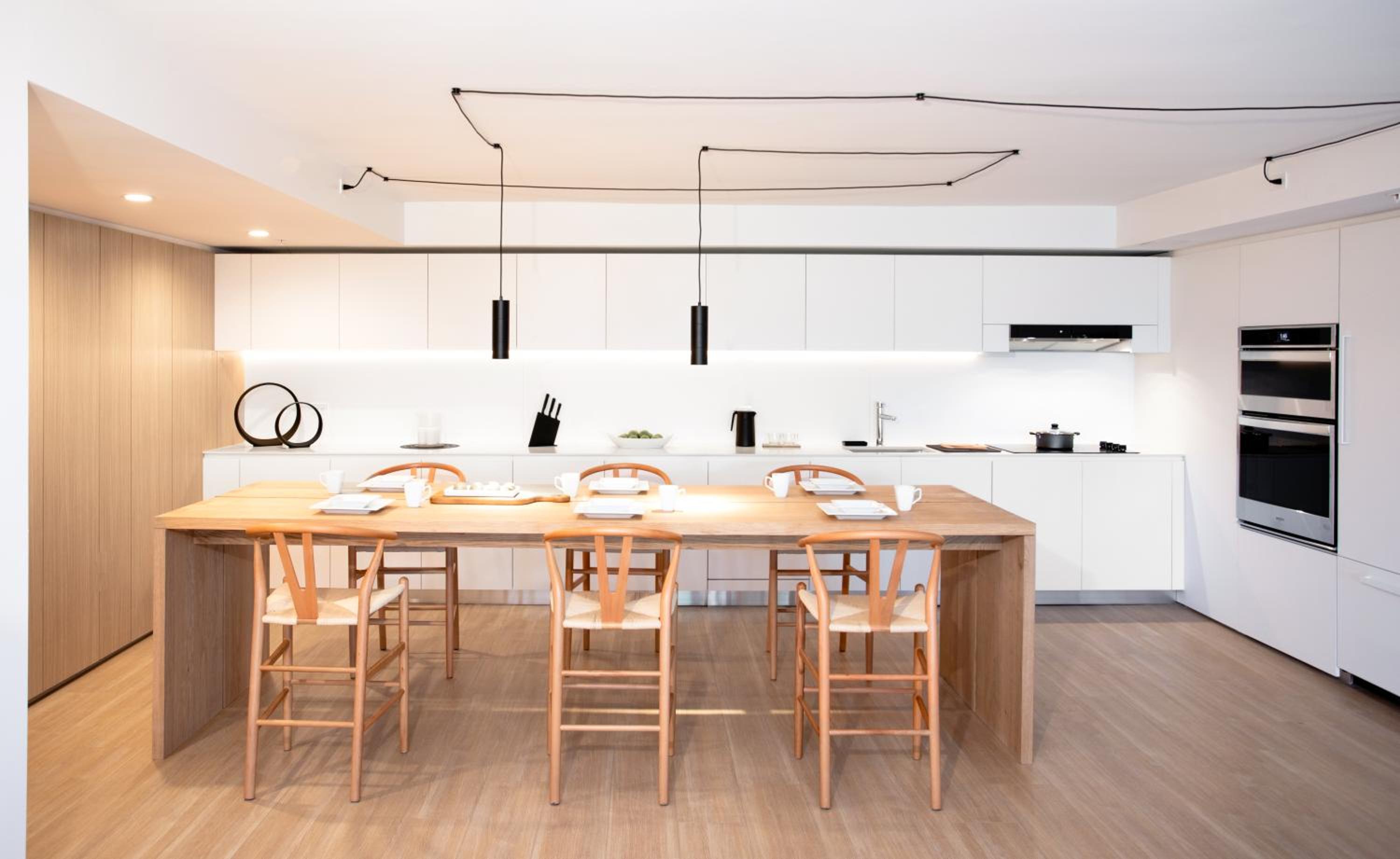 Deluxe Two Bedroom Apartment