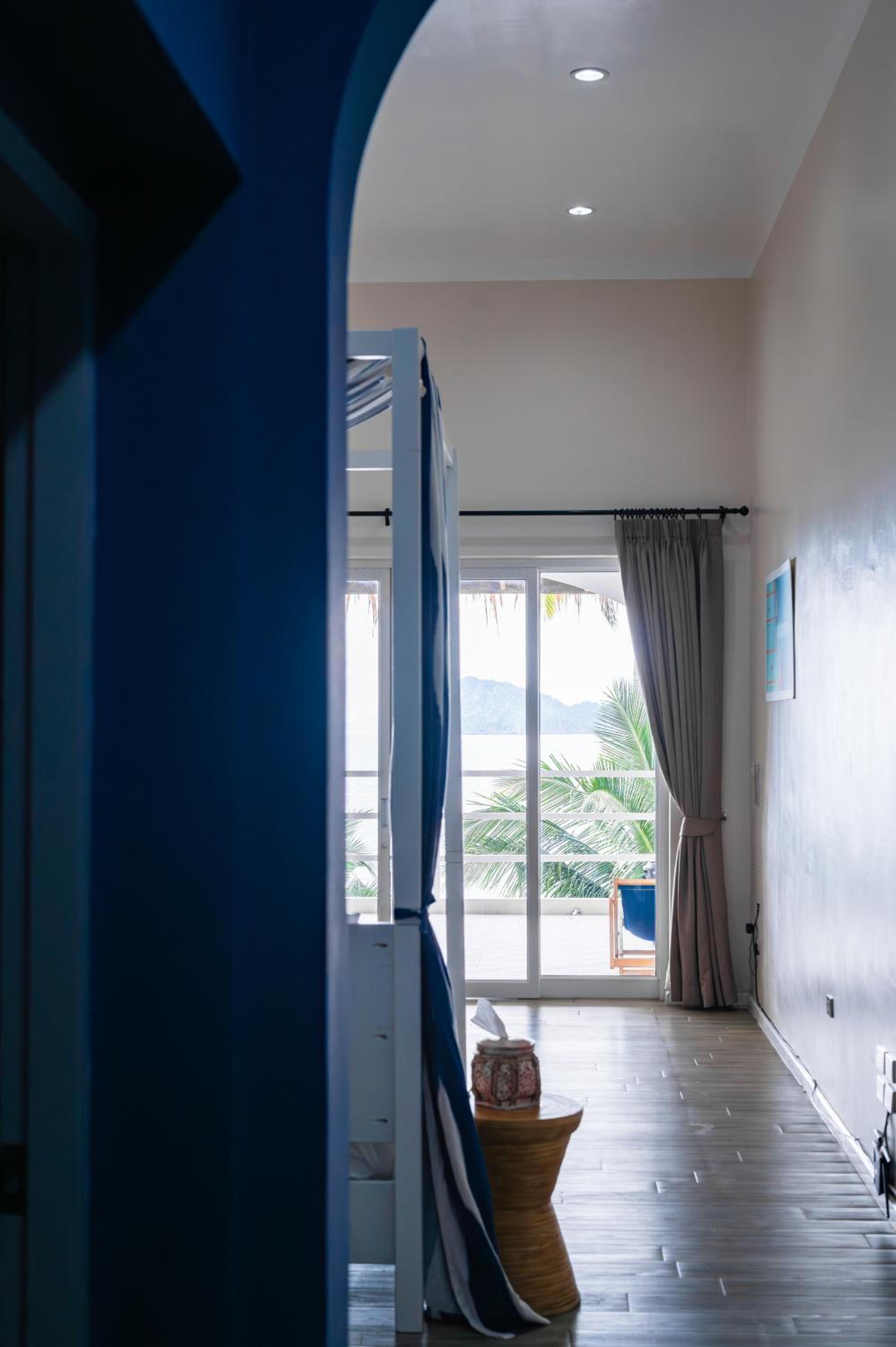 Ocean Front Deluxe Suite