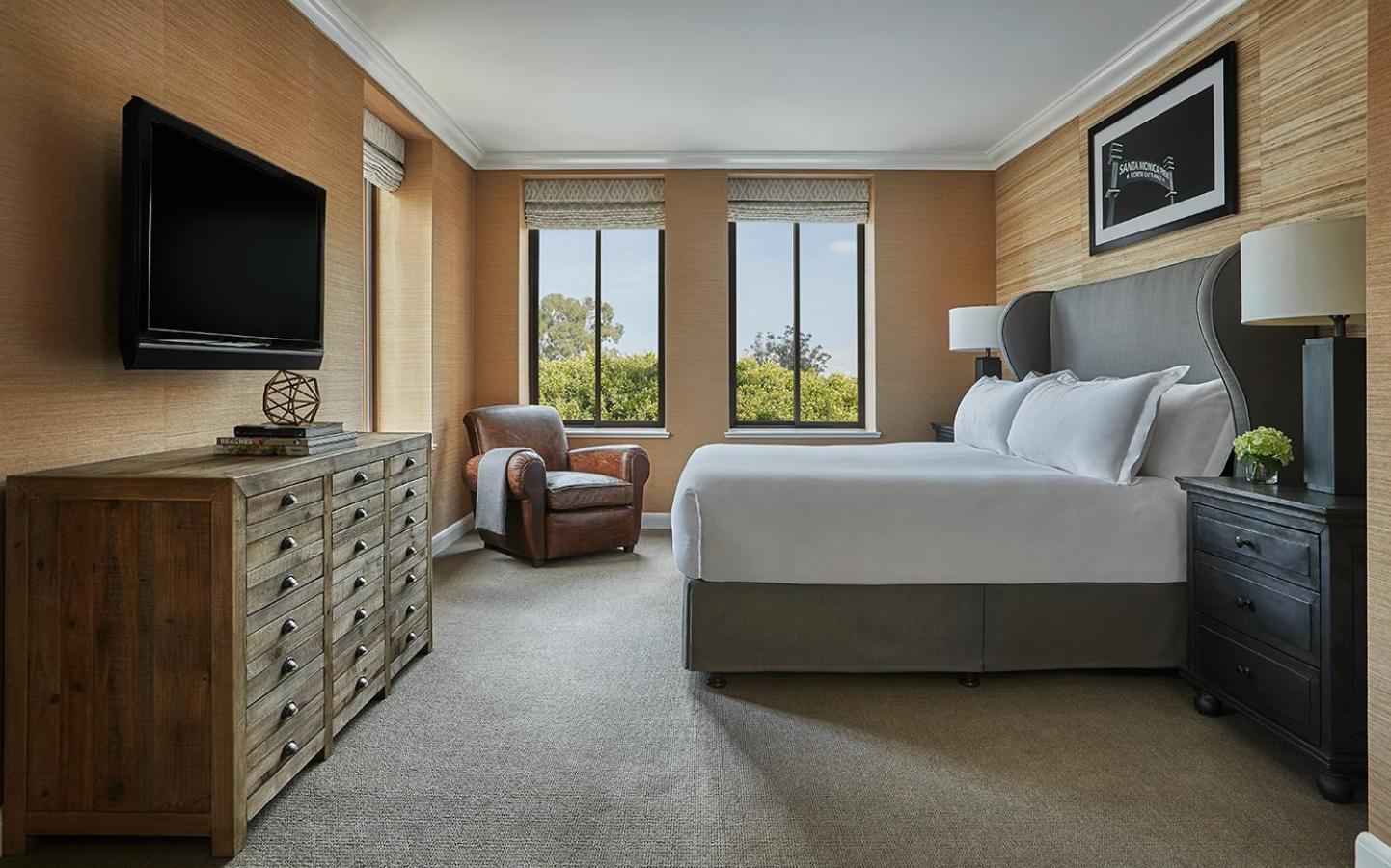 Grand King Suite