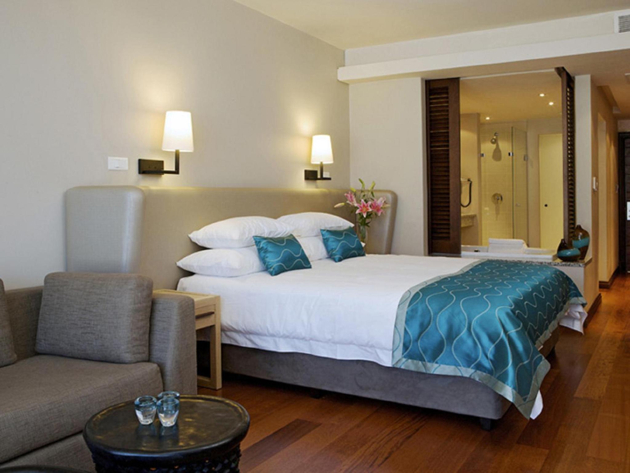 Second Floor Sea View Room