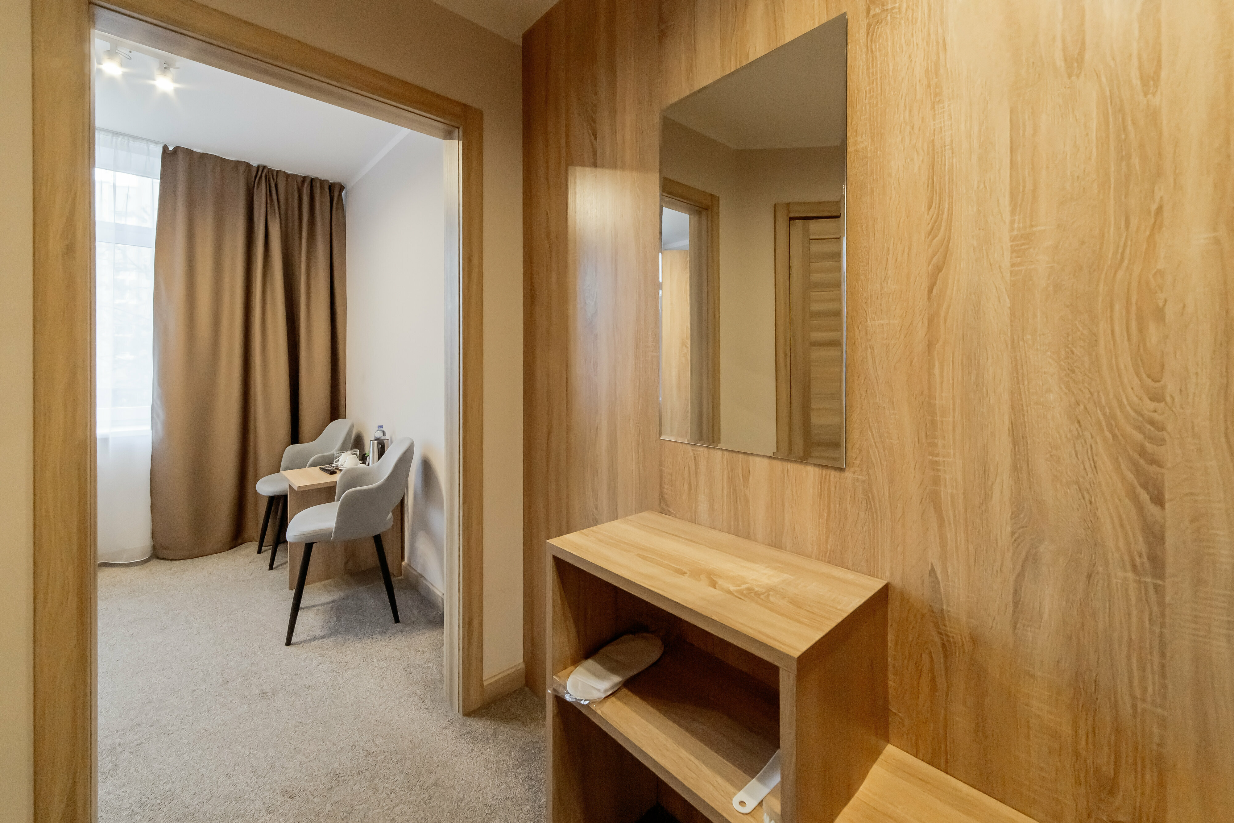 Стандарт + с двуспальной или двумя односпальными кроватями