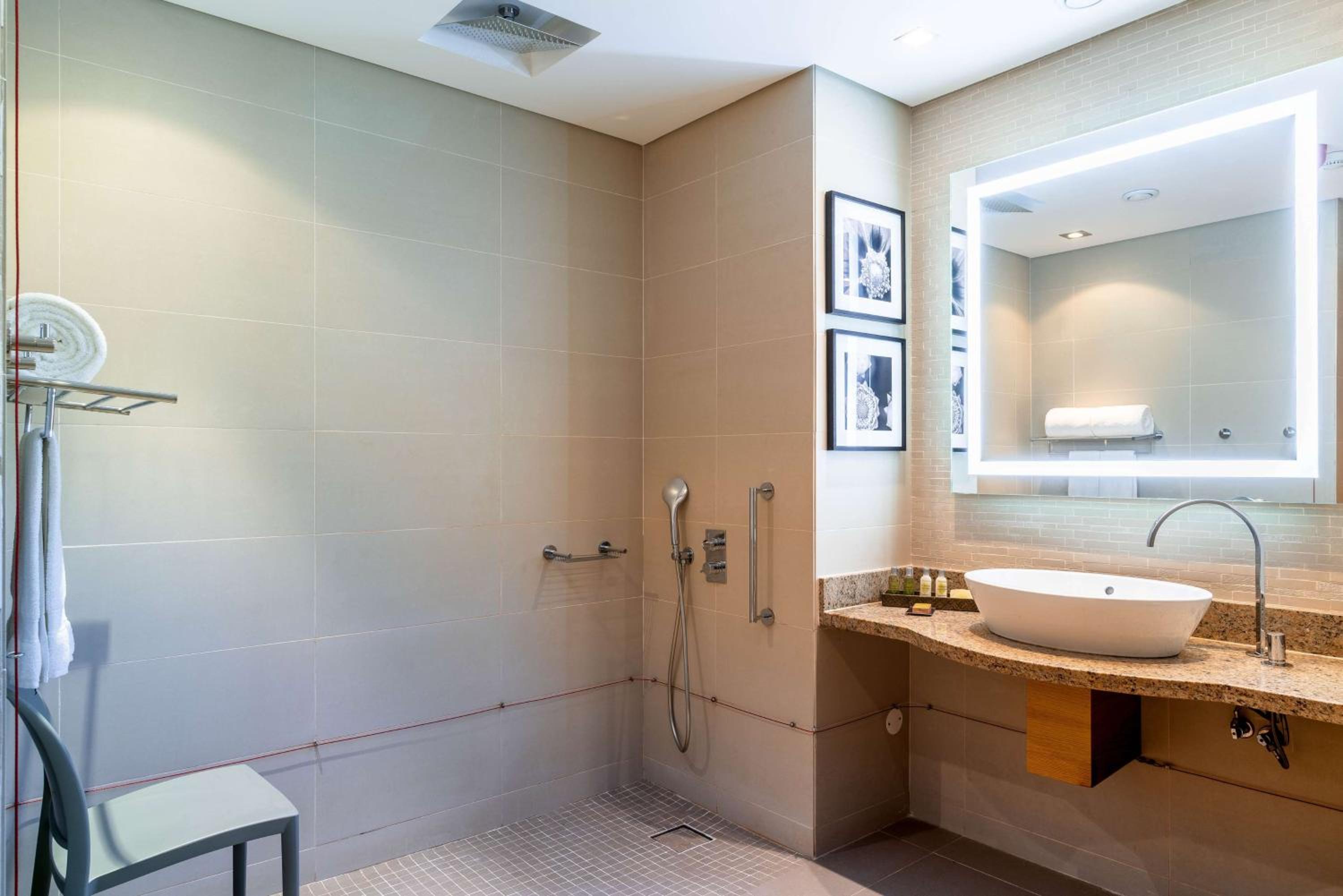 King Room - Mobility Accessible 