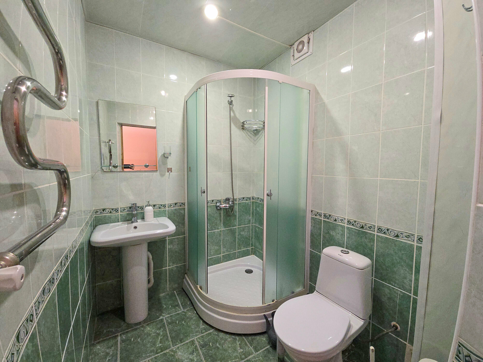 Эконом (две раздельные кровати)