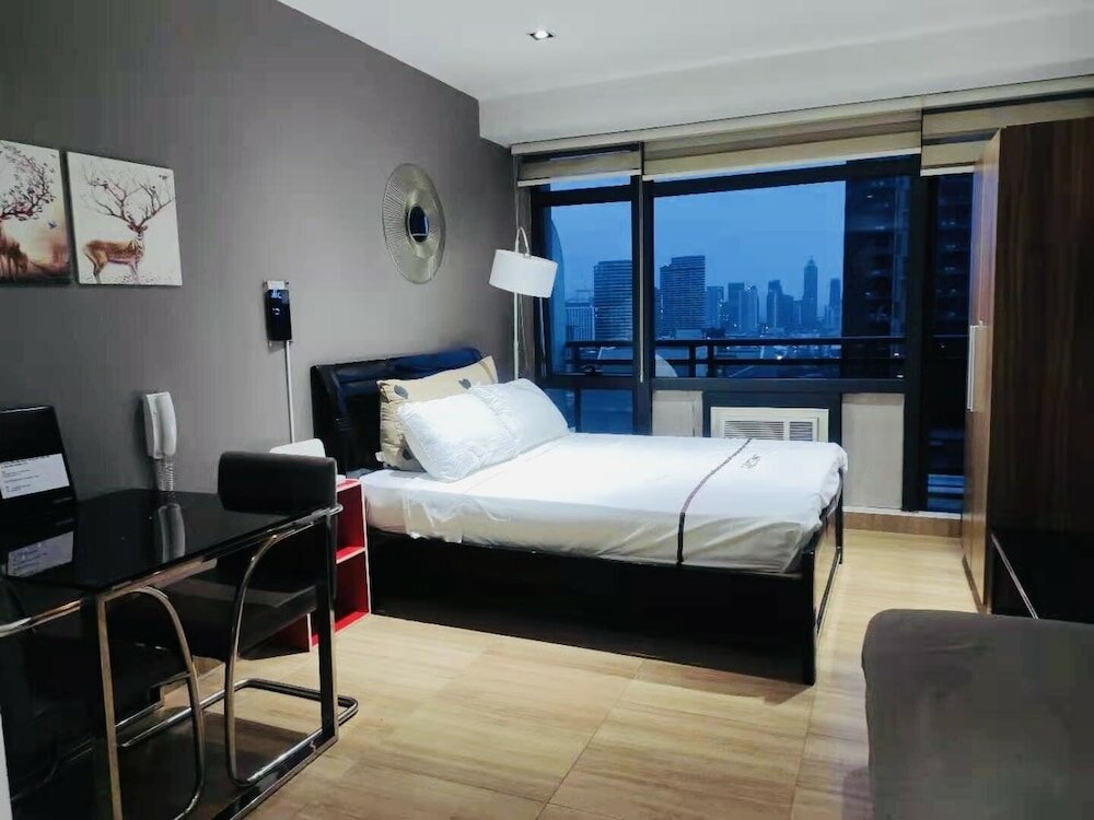 Deluxe Studio, Balcony, City View