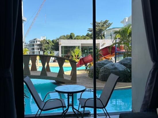 Pool Access Loft Apartment
