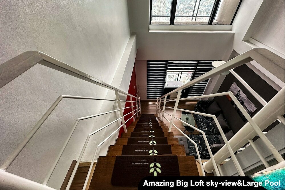 Luxury Loft, 1 Bedroom, Balcony, City View