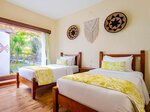 Tembo Family Room (3-Bed Room) в Mara River Safari Lodge