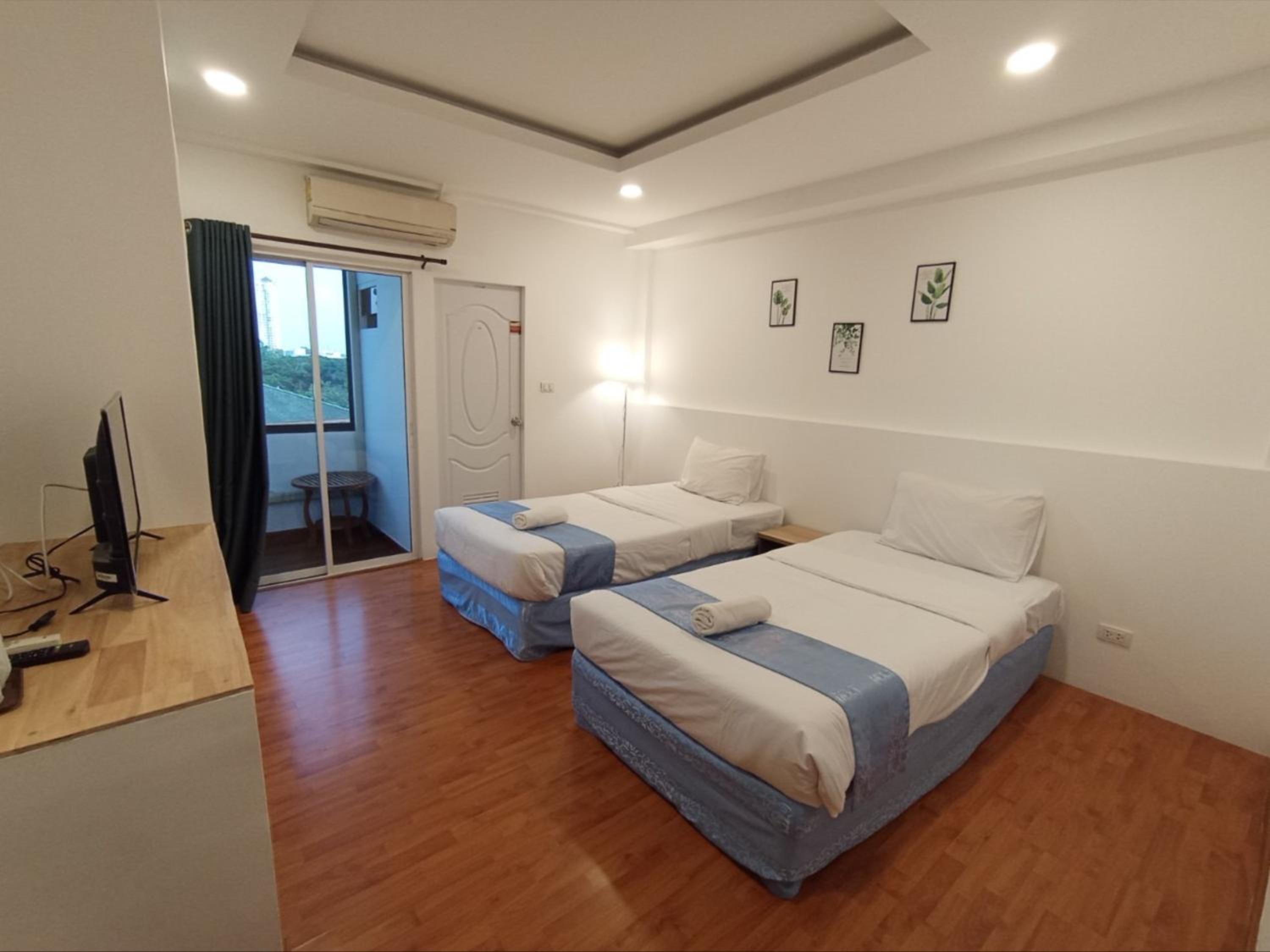 Premier Twin Room